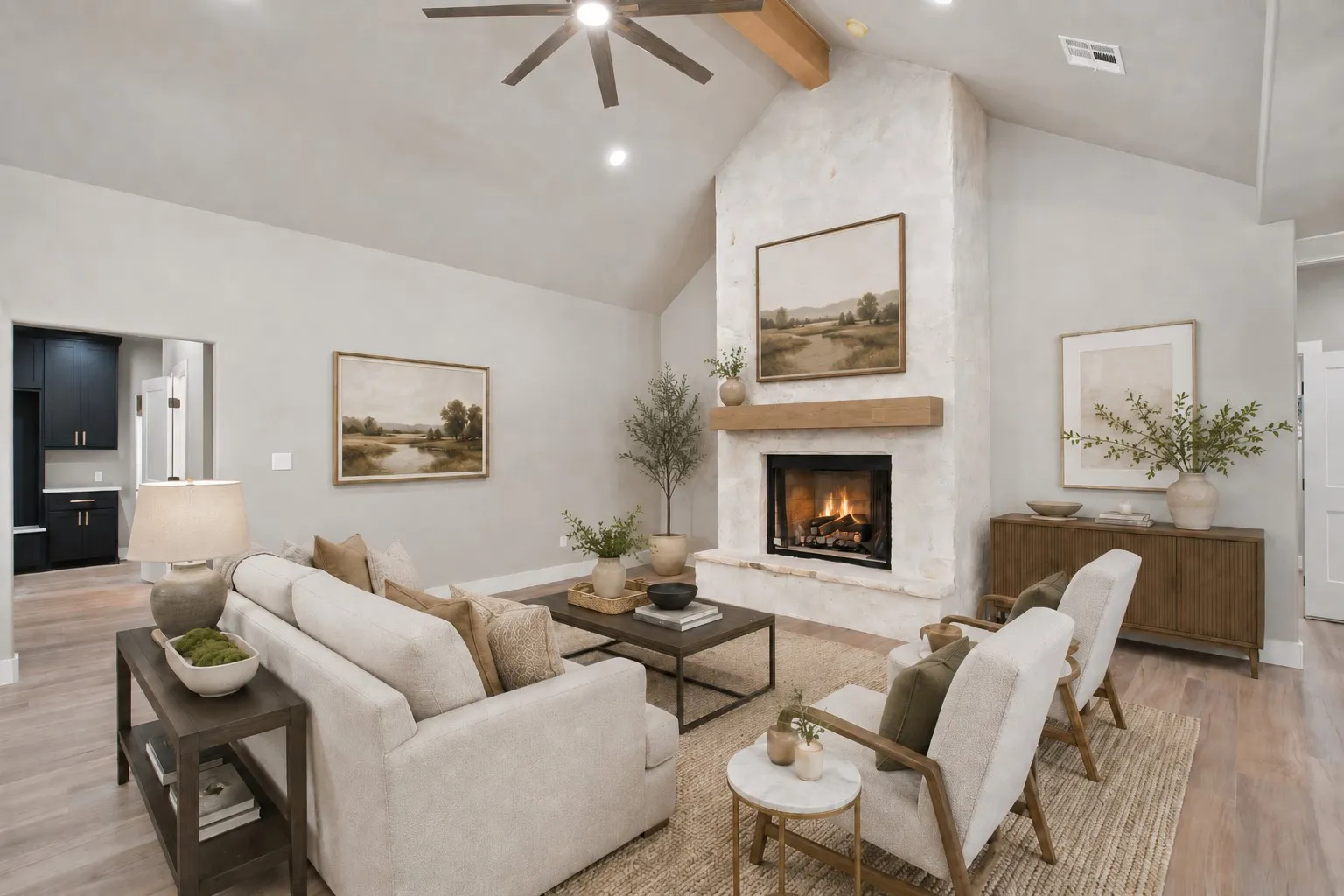 Single Family Residence For Sale in Erath County , 1459 Darren Drive, Stephenville, Texas 76401, 5 Bedroom, 6 Bathroom, 3 Garage spaces, 4,114 Sqft, built in 1981, mls#21306820, Real Estate Agent in Stephenville, Homes For Sale in Erath county, Homes For Sale in Stephenville, Realtor in Stephenville Texas, Real Estate Brokerage Independent Realty Texas, Luminita Cordes Realtor