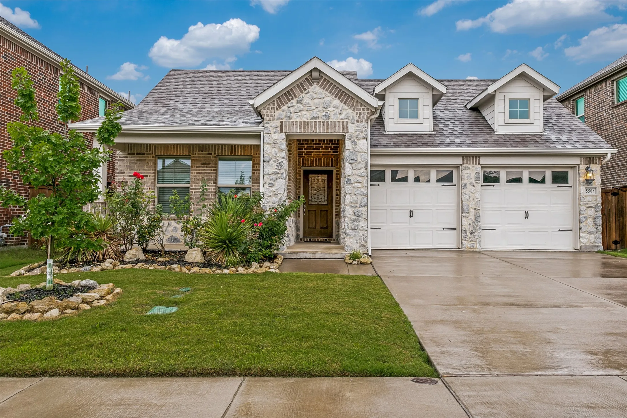 Single Family Residence For Sale in Tarrant County , 5508 Baker Creek Road, Fort Worth, Texas 76126, 3 Bedroom, 2 Bathroom, 2 Garage spaces, 1,689 Sqft, built in 2020, mls#21309507, Real Estate Agent in Fort Worth, Homes For Sale in Tarrant county, Homes For Sale in Fort Worth, Realtor in Fort Worth Texas, Real Estate Brokerage Independent Realty Texas, Luminita Cordes Realtor