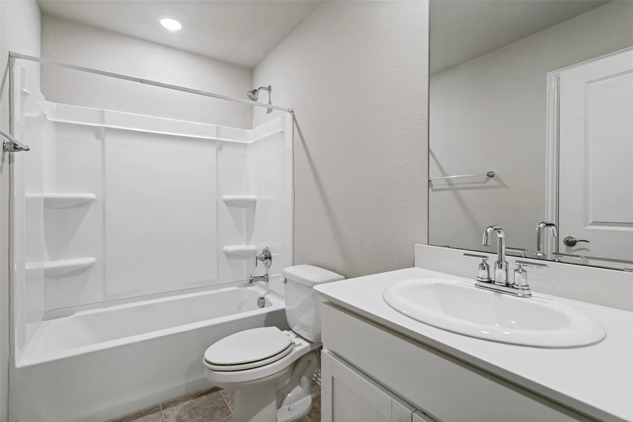Single Family Residence For Sale in Tarrant County , 5508 Baker Creek Road, Fort Worth, Texas 76126, 3 Bedroom, 2 Bathroom, 2 Garage spaces, 1,689 Sqft, built in 2020, mls#21309507, Real Estate Agent in Fort Worth, Homes For Sale in Tarrant county, Homes For Sale in Fort Worth, Realtor in Fort Worth Texas, Real Estate Brokerage Independent Realty Texas, Luminita Cordes Realtor