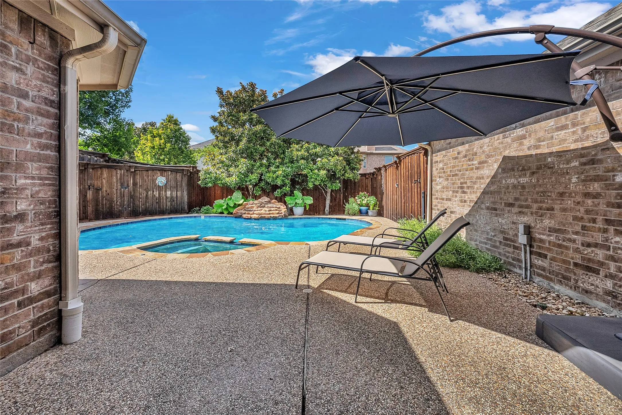 Single Family Residence For Sale in Collin County , 6208 Brownstone Drive, Mc Kinney, Texas 75070, 4 Bedroom, 2 Bathroom, 2 Garage spaces, 2,925 Sqft, built in 2004, mls#21307200, Real Estate Agent in Mc Kinney, Homes For Sale in Collin county, Homes For Sale in Mc Kinney, Realtor in Mc Kinney Texas, Real Estate Brokerage Independent Realty Texas, Luminita Cordes Realtor
