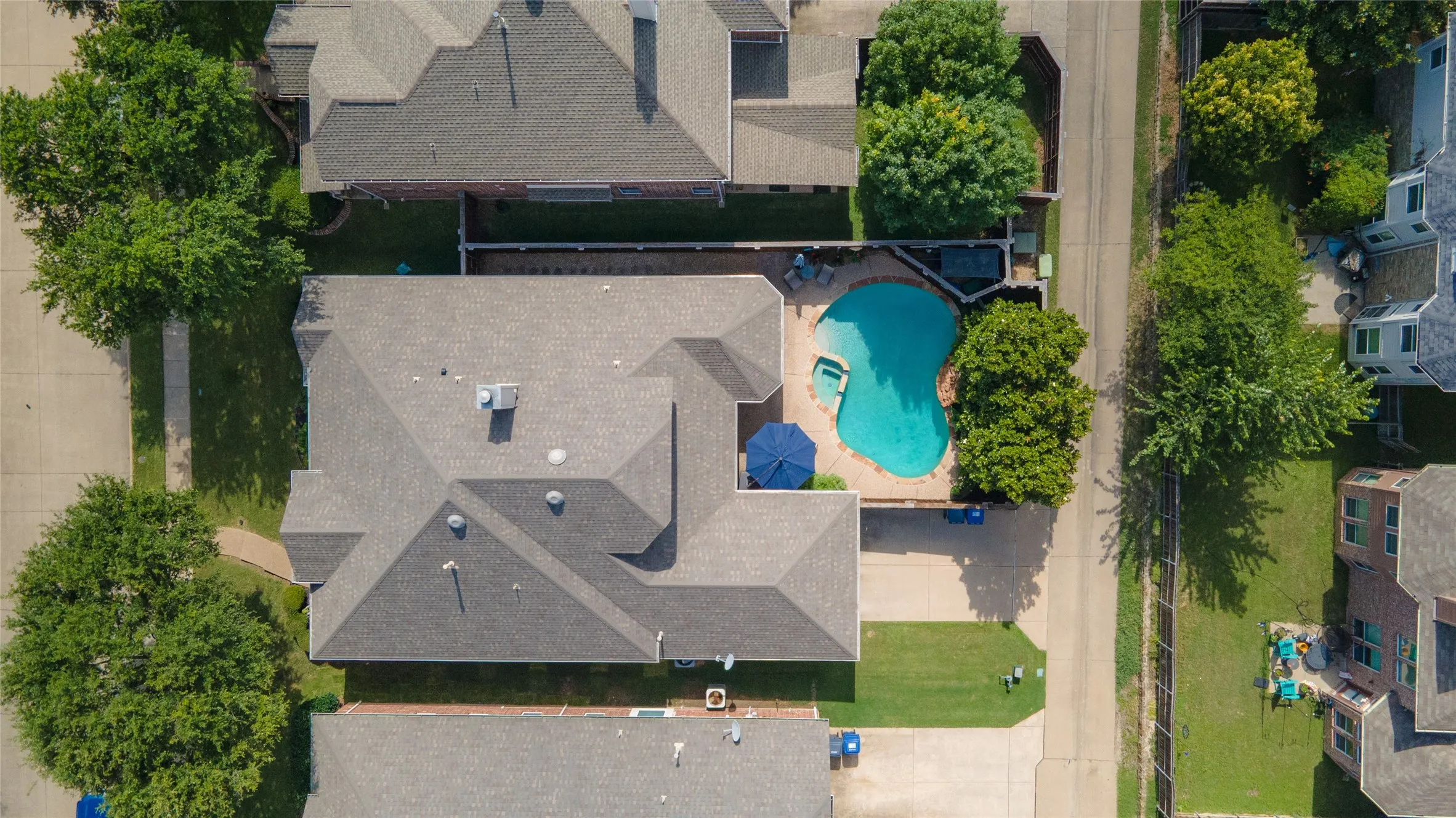 Single Family Residence For Sale in Collin County , 6208 Brownstone Drive, Mc Kinney, Texas 75070, 4 Bedroom, 2 Bathroom, 2 Garage spaces, 2,925 Sqft, built in 2004, mls#21307200, Real Estate Agent in Mc Kinney, Homes For Sale in Collin county, Homes For Sale in Mc Kinney, Realtor in Mc Kinney Texas, Real Estate Brokerage Independent Realty Texas, Luminita Cordes Realtor