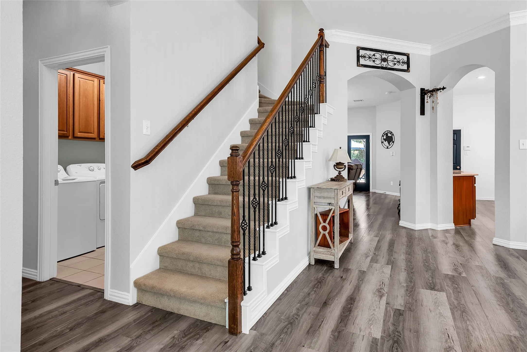 Single Family Residence For Sale in Collin County , 6208 Brownstone Drive, Mc Kinney, Texas 75070, 4 Bedroom, 2 Bathroom, 2 Garage spaces, 2,925 Sqft, built in 2004, mls#21307200, Real Estate Agent in Mc Kinney, Homes For Sale in Collin county, Homes For Sale in Mc Kinney, Realtor in Mc Kinney Texas, Real Estate Brokerage Independent Realty Texas, Luminita Cordes Realtor
