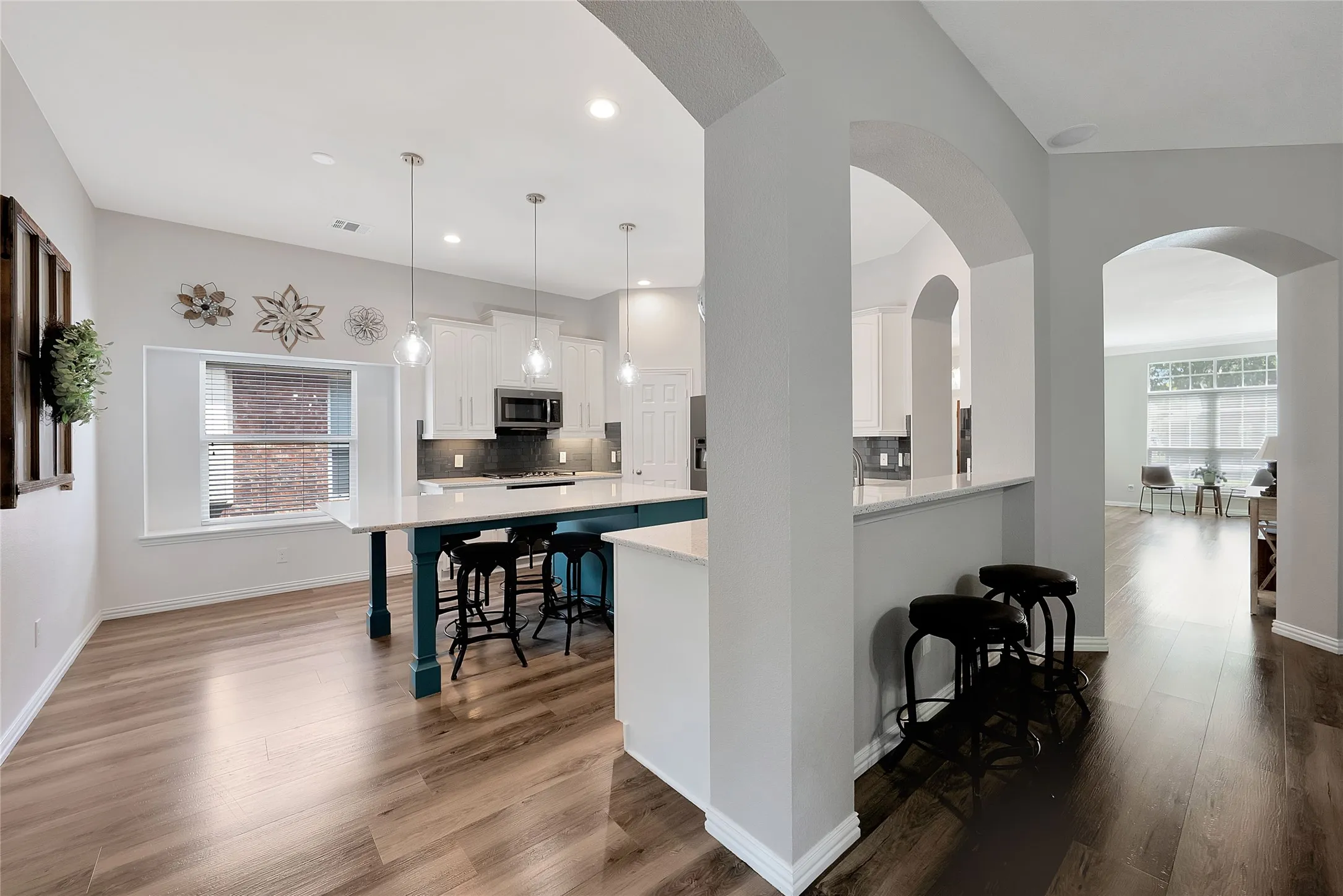 Single Family Residence For Sale in Collin County , 6208 Brownstone Drive, Mc Kinney, Texas 75070, 4 Bedroom, 2 Bathroom, 2 Garage spaces, 2,925 Sqft, built in 2004, mls#21307200, Real Estate Agent in Mc Kinney, Homes For Sale in Collin county, Homes For Sale in Mc Kinney, Realtor in Mc Kinney Texas, Real Estate Brokerage Independent Realty Texas, Luminita Cordes Realtor