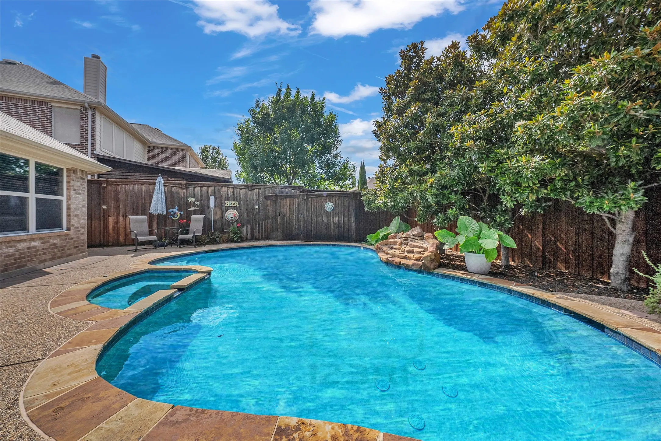 Single Family Residence For Sale in Collin County , 6208 Brownstone Drive, Mc Kinney, Texas 75070, 4 Bedroom, 2 Bathroom, 2 Garage spaces, 2,925 Sqft, built in 2004, mls#21307200, Real Estate Agent in Mc Kinney, Homes For Sale in Collin county, Homes For Sale in Mc Kinney, Realtor in Mc Kinney Texas, Real Estate Brokerage Independent Realty Texas, Luminita Cordes Realtor