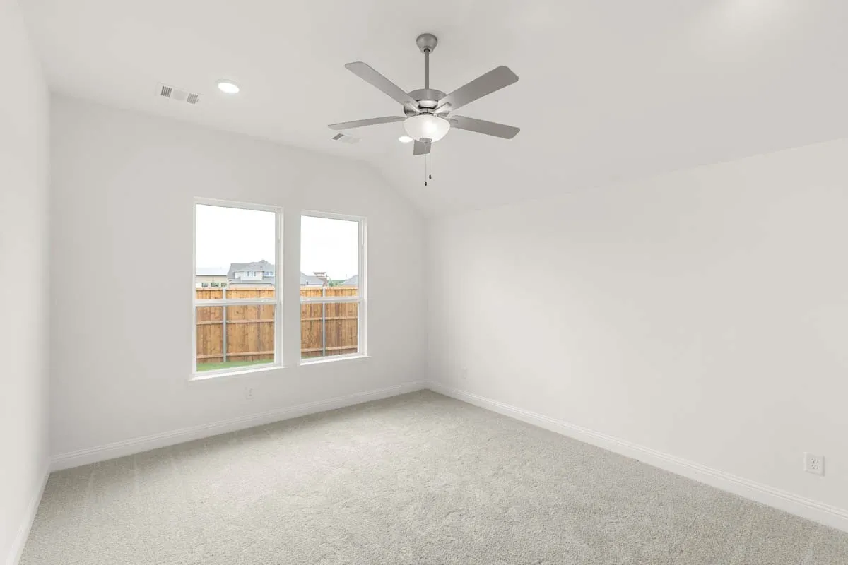 10-1003-cumberland-drive-justin-tx-primary-bedroom