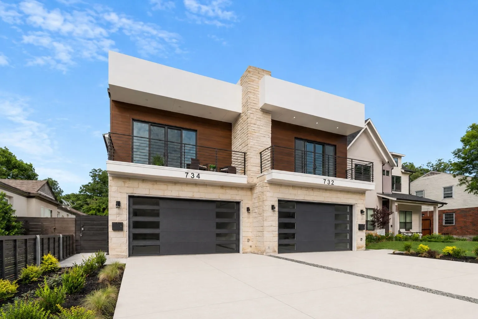 Single Family Residence For Sale in Dallas County , 734 Cedar Hill Avenue, Dallas, Texas 75208, 3 Bedroom, 3 Bathroom, 2 Garage spaces, 2,647 Sqft, built in 2026, mls#21306777, Real Estate Agent in Dallas, Homes For Sale in Dallas county, Homes For Sale in Dallas, Realtor in Dallas Texas, Real Estate Brokerage Independent Realty Texas, Luminita Cordes Realtor