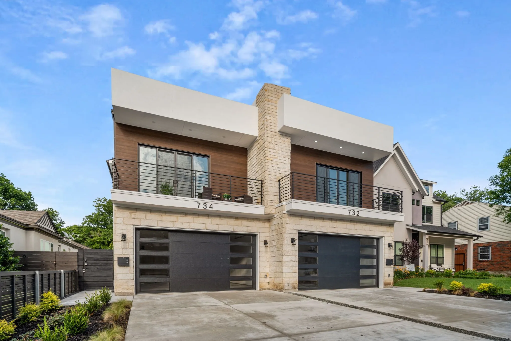 Single Family Residence For Sale in Dallas County , 734 Cedar Hill Avenue, Dallas, Texas 75208, 3 Bedroom, 3 Bathroom, 2 Garage spaces, 2,647 Sqft, built in 2026, mls#21306777, Real Estate Agent in Dallas, Homes For Sale in Dallas county, Homes For Sale in Dallas, Realtor in Dallas Texas, Real Estate Brokerage Independent Realty Texas, Luminita Cordes Realtor