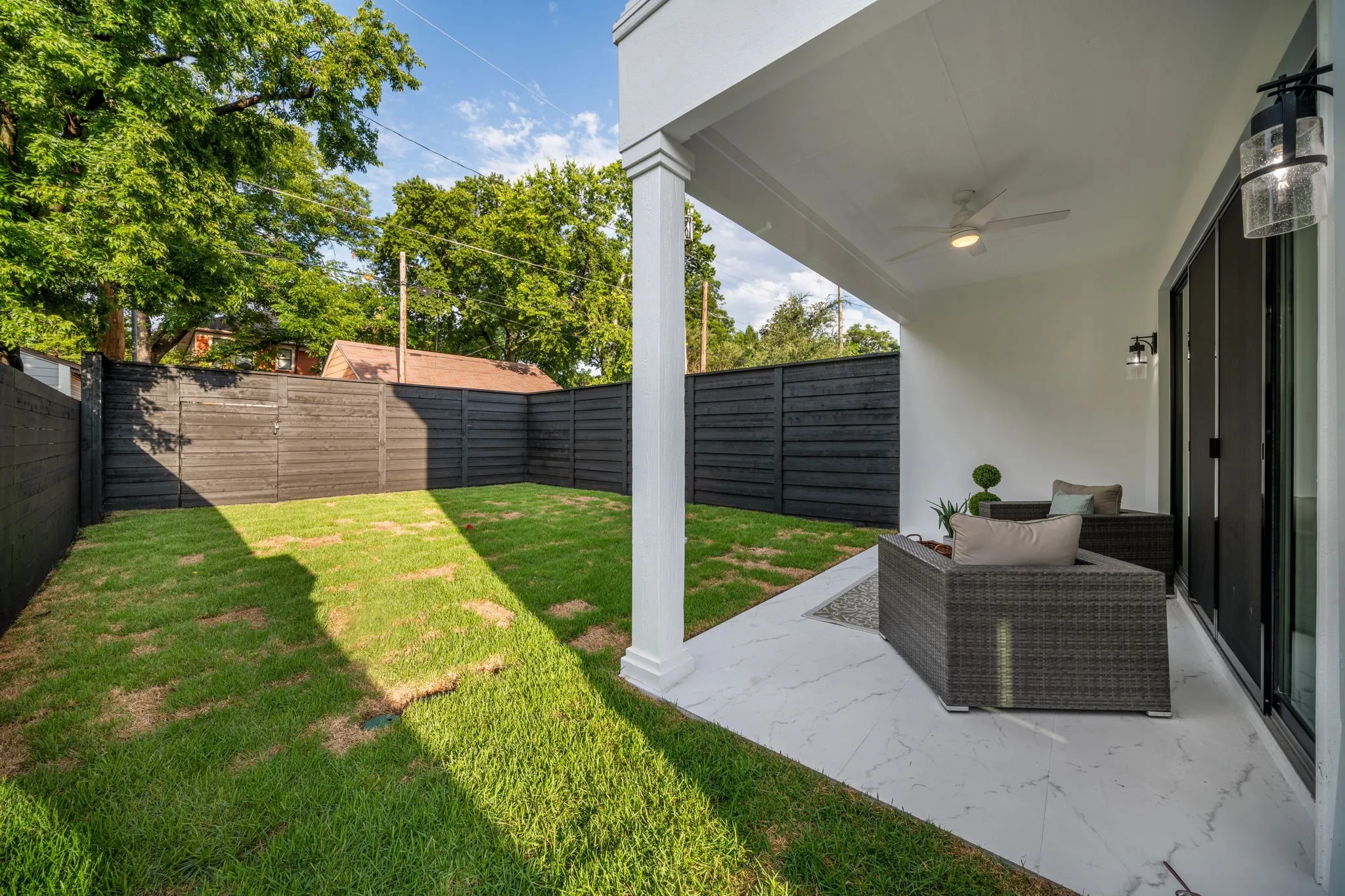 Single Family Residence For Sale in Dallas County , 734 Cedar Hill Avenue, Dallas, Texas 75208, 3 Bedroom, 3 Bathroom, 2 Garage spaces, 2,647 Sqft, built in 2026, mls#21306777, Real Estate Agent in Dallas, Homes For Sale in Dallas county, Homes For Sale in Dallas, Realtor in Dallas Texas, Real Estate Brokerage Independent Realty Texas, Luminita Cordes Realtor