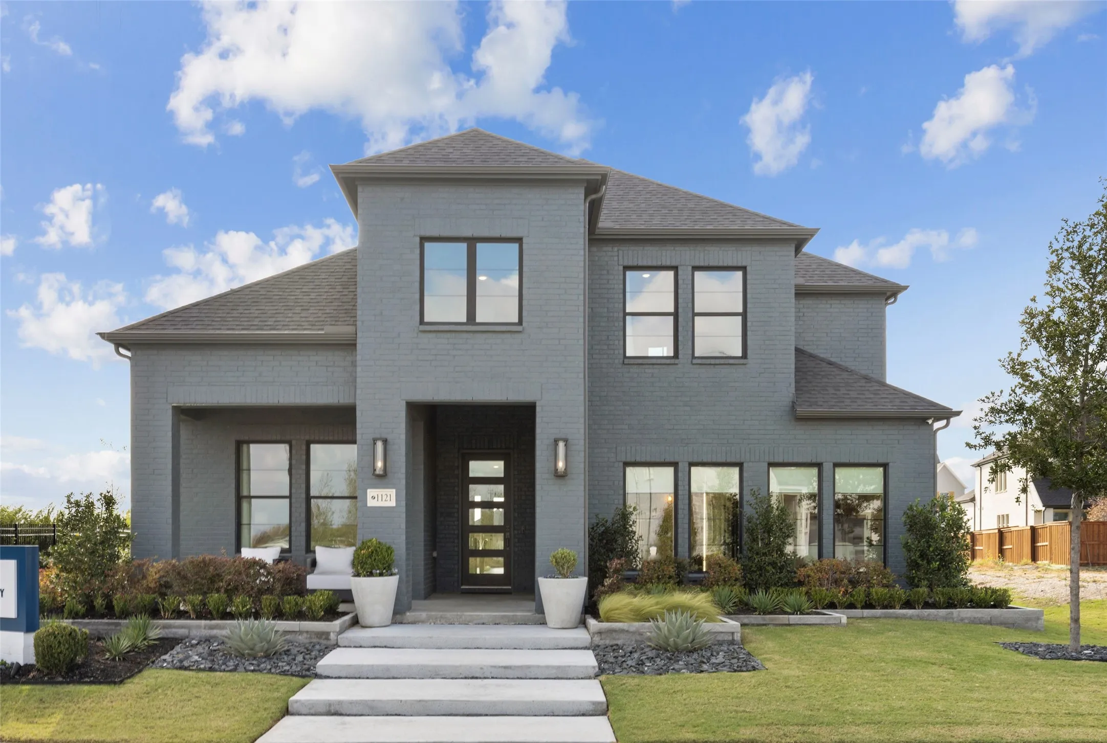 Single Family Residence For Sale in Denton County , 1121 Crescent Lane, Prosper, Texas 75078, 5 Bedroom, 6 Bathroom, 2 Garage spaces, 3,593 Sqft, built in 2022, mls#21309598, Real Estate Agent in Prosper, Homes For Sale in Denton county, Homes For Sale in Prosper, Realtor in Prosper Texas, Real Estate Brokerage Independent Realty Texas, Luminita Cordes Realtor