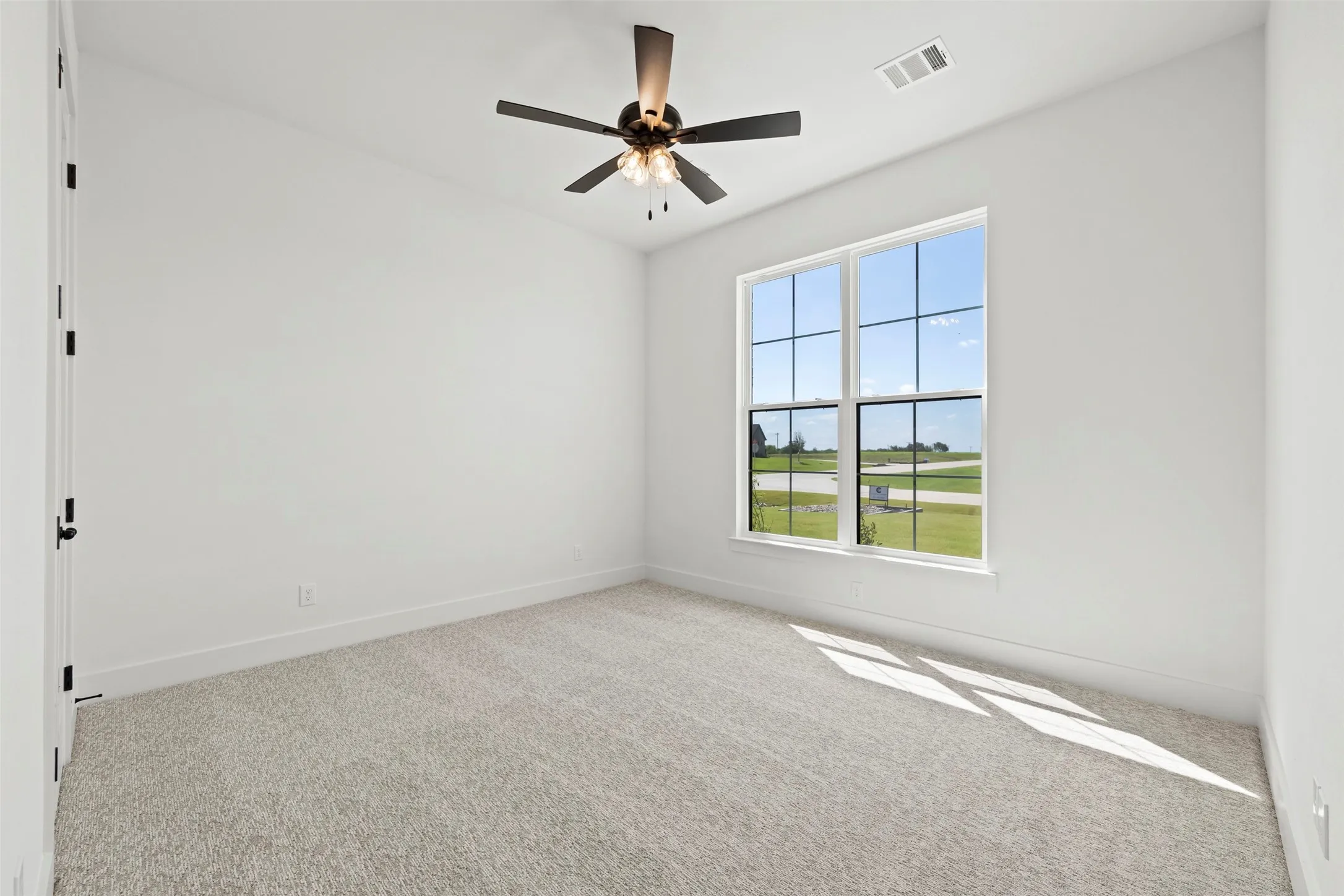 Single Family Residence For Sale in Ellis County , 130 Adilynn Trail, Maypearl, Texas 76084, 4 Bedroom, 3 Bathroom, 3 Garage spaces, 3,089 Sqft, built in 2026, mls#21309248, Real Estate Agent in Maypearl, Homes For Sale in Ellis county, Homes For Sale in Maypearl, Realtor in Maypearl Texas, Real Estate Brokerage Independent Realty Texas, Luminita Cordes Realtor