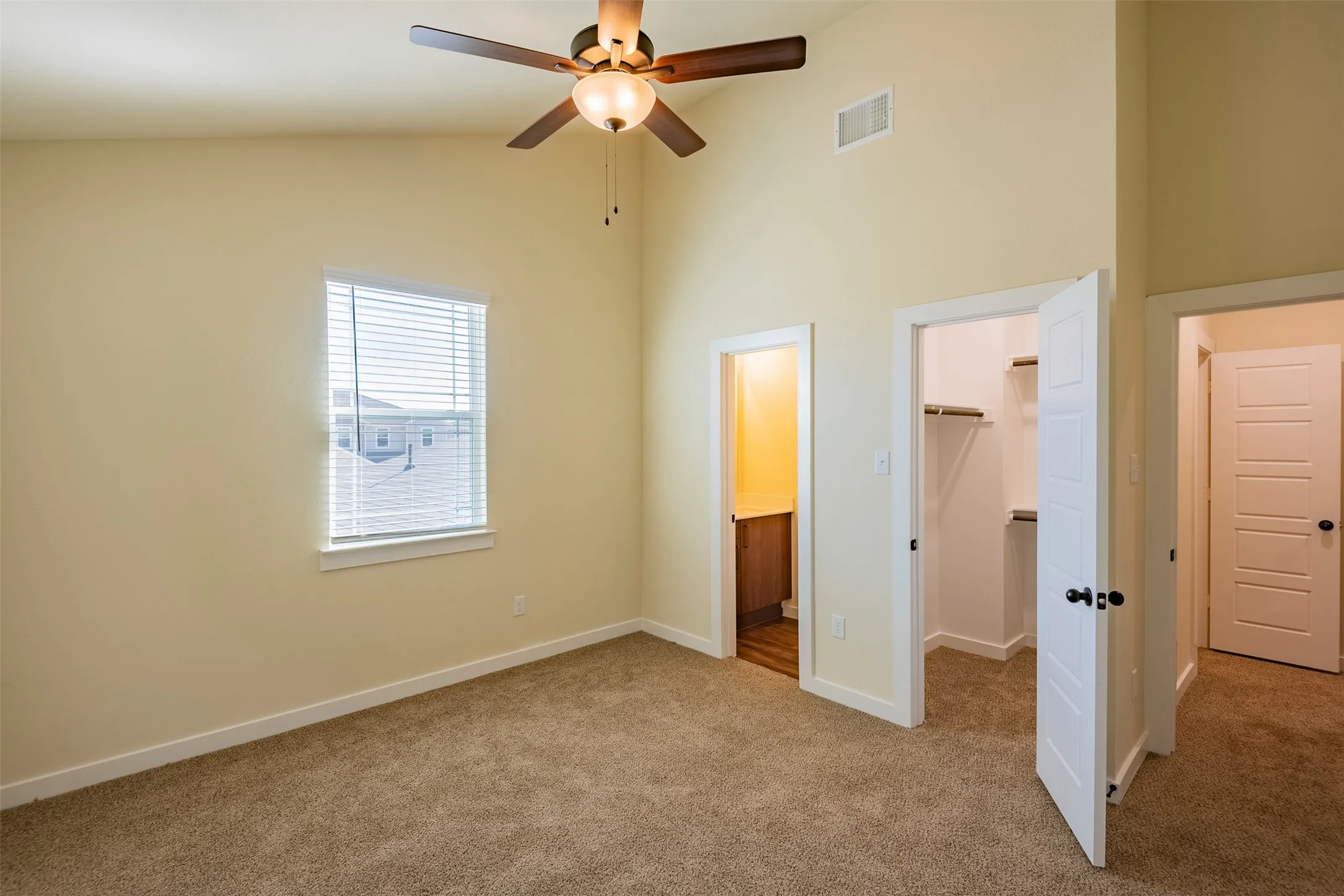 Apartment For Rent in Ellis County , 645 Wheatfield Drive, Venus, Texas 76084, 2 Bedroom, 2 Bathroom, 1 Garage spaces, 1,134 Sqft, built in 2024, mls#21309678, Real Estate Agent in Venus, Homes For Rent in Ellis county, Homes For Rent in Venus, Realtor in Venus Texas, Real Estate Brokerage Independent Realty Texas, Luminita Cordes Realtor
