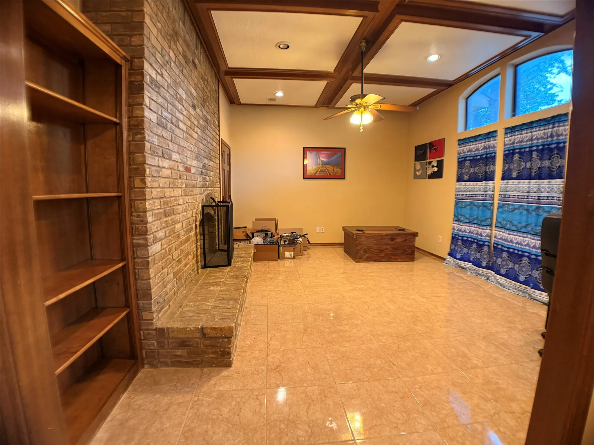 Single Family Residence For Sale in Dallas County , 2806 Harpers Ferry Lane, Garland, Texas 75043, 3 Bedroom, 3 Bathroom, 2 Garage spaces, 2,433 Sqft, built in 1981, mls#21309566, Real Estate Agent in Garland, Homes For Sale in Dallas county, Homes For Sale in Garland, Realtor in Garland Texas, Real Estate Brokerage Independent Realty Texas, Luminita Cordes Realtor