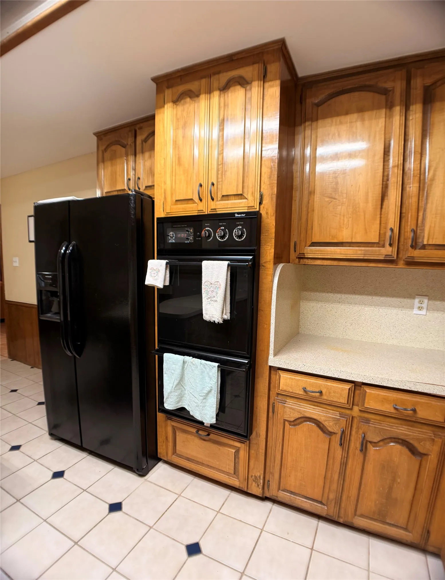 Single Family Residence For Sale in Dallas County , 2806 Harpers Ferry Lane, Garland, Texas 75043, 3 Bedroom, 3 Bathroom, 2 Garage spaces, 2,433 Sqft, built in 1981, mls#21309566, Real Estate Agent in Garland, Homes For Sale in Dallas county, Homes For Sale in Garland, Realtor in Garland Texas, Real Estate Brokerage Independent Realty Texas, Luminita Cordes Realtor