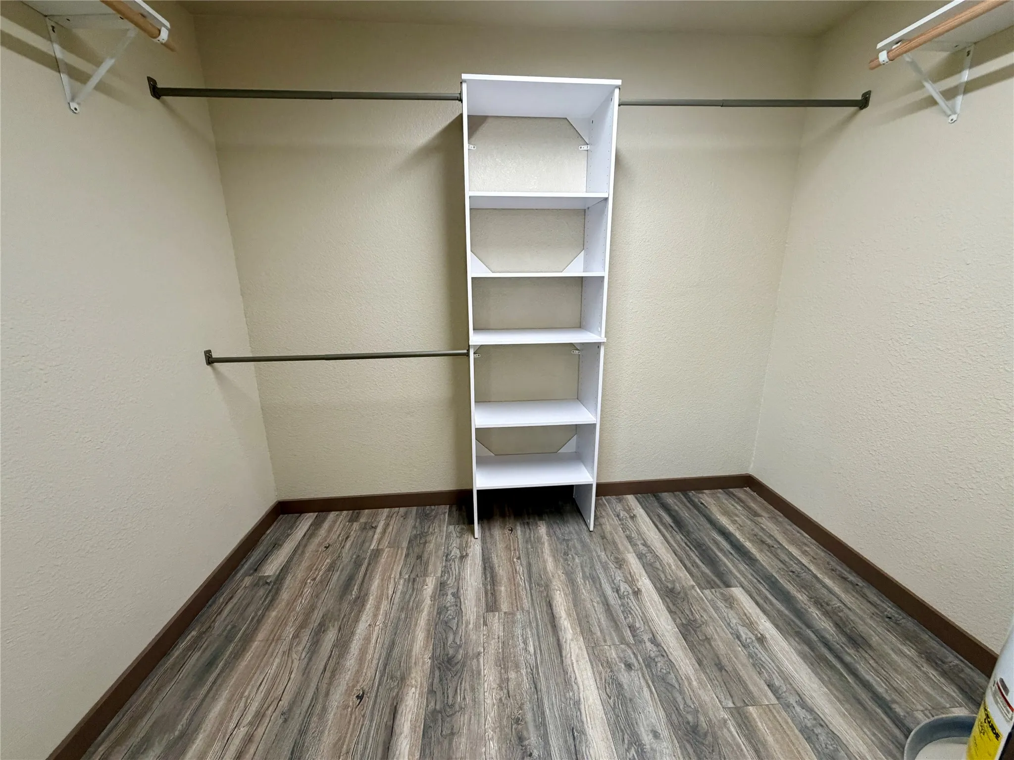 Single Family Residence For Sale in Eastland County , 1810 Highway 570, Eastland, Texas 76448, 3 Bedroom, 3 Bathroom, 1 Garage spaces, 3,230 Sqft, built in 1945, Price $510,000, mls#21309390, Real Estate Agent in Eastland, Homes For Sale in Eastland county, Homes For Sale in Eastland, Realtor in Eastland Texas, Real Estate Brokerage Independent Realty Texas, Luminita Cordes Realtor