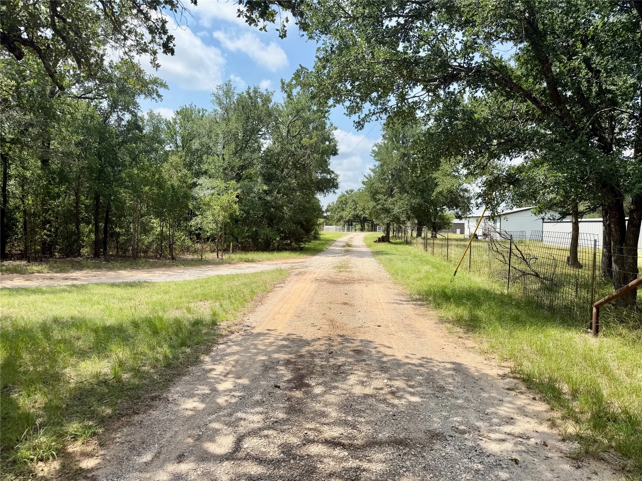 driveway coming from FM 570