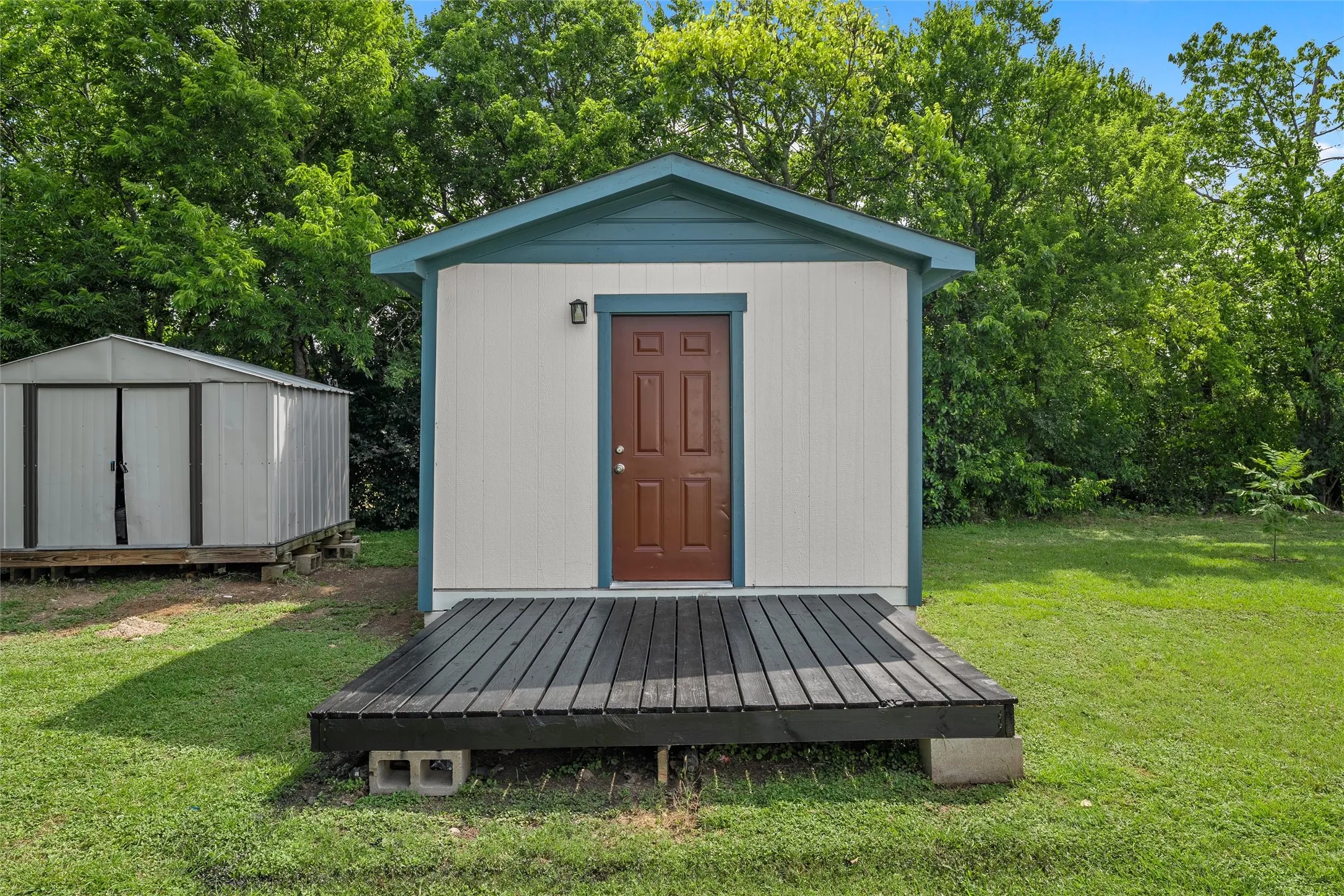Single Family Residence For Sale in Mc Lennan County , 122 Rogers Street, Mc Gregor, Texas 76657, 3 Bedroom, 2 Bathroom, Garage spaces, 1,340 Sqft, built in 1935, mls#21308756, Real Estate Agent in Mc Gregor, Homes For Sale in Mc Lennan county, Homes For Sale in Mc Gregor, Realtor in Mc Gregor Texas, Real Estate Brokerage Independent Realty Texas, Luminita Cordes Realtor