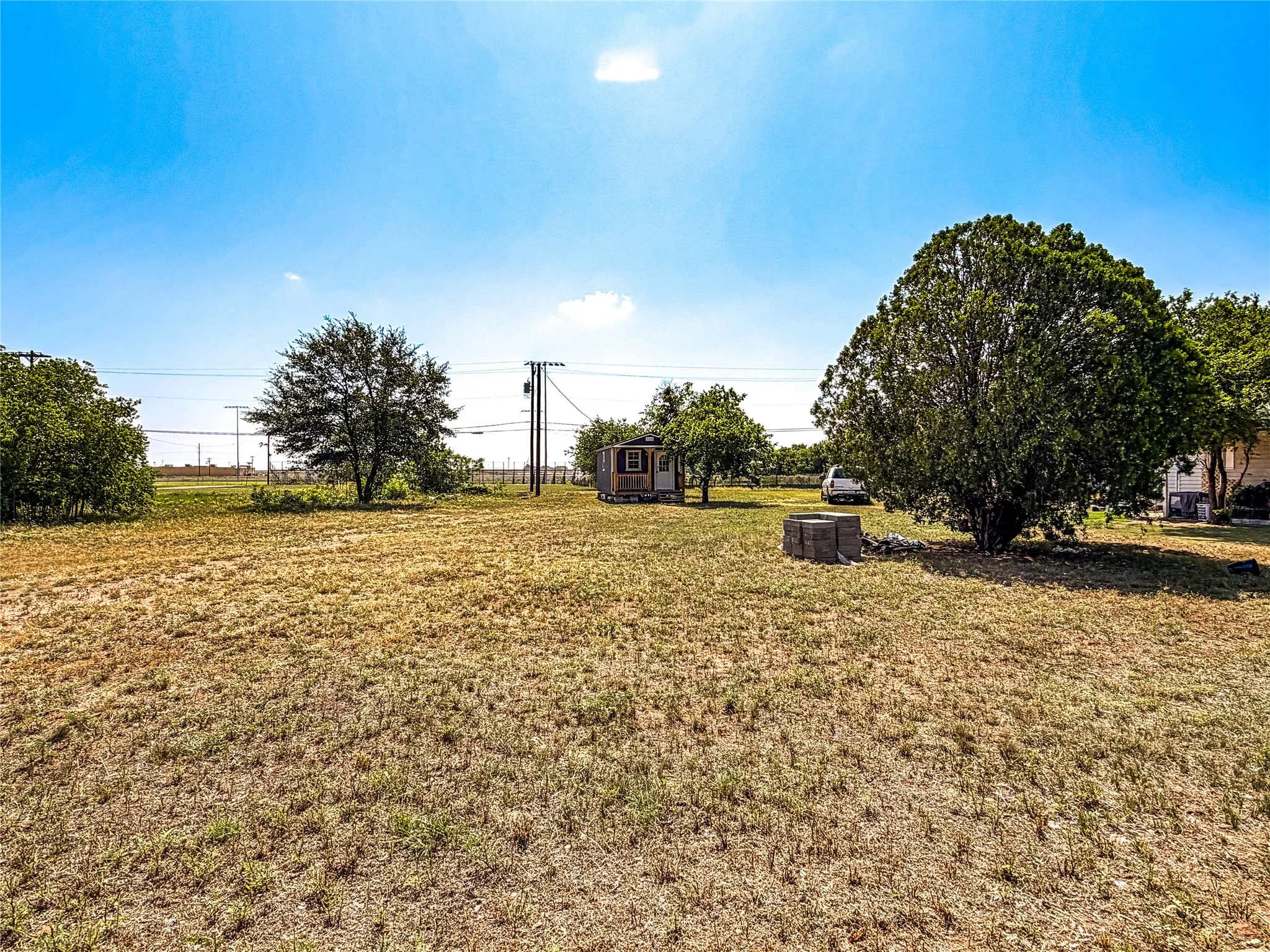 Single Family Residence For Sale in Haskell County , 1104 N Avenue D, Haskell, Texas 79521, 1 Bedroom, 1 Bathroom, Garage spaces, 288 Sqft, built in 2025, mls#21259336, Real Estate Agent in Haskell, Homes For Sale in Haskell county, Homes For Sale in Haskell, Realtor in Haskell Texas, Real Estate Brokerage Independent Realty Texas, Luminita Cordes Realtor
