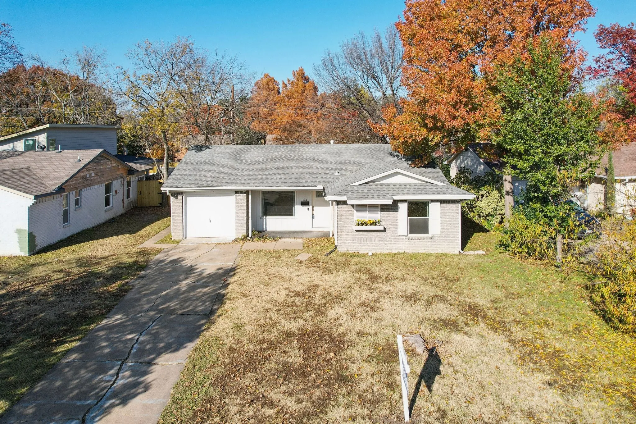 Single Family Residence For Sale in Dallas County , 613 La Salle Drive, Richardson, Texas 75081, 3 Bedroom, 2 Bathroom, 1 Garage spaces, 1,138 Sqft, built in 1960, mls#21309709, Real Estate Agent in Richardson, Homes For Sale in Dallas county, Homes For Sale in Richardson, Realtor in Richardson Texas, Real Estate Brokerage Independent Realty Texas, Luminita Cordes Realtor