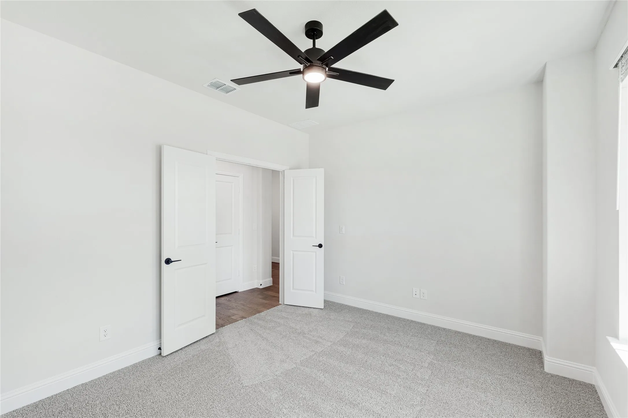 Single Family Residence For Sale in Ellis County , 549 Red Maple Road, Waxahachie, Texas 75165, 4 Bedroom, 4 Bathroom, 2 Garage spaces, 2,849 Sqft, built in 2026, mls#21309720, Real Estate Agent in Waxahachie, Homes For Sale in Ellis county, Homes For Sale in Waxahachie, Realtor in Waxahachie Texas, Real Estate Brokerage Independent Realty Texas, Luminita Cordes Realtor