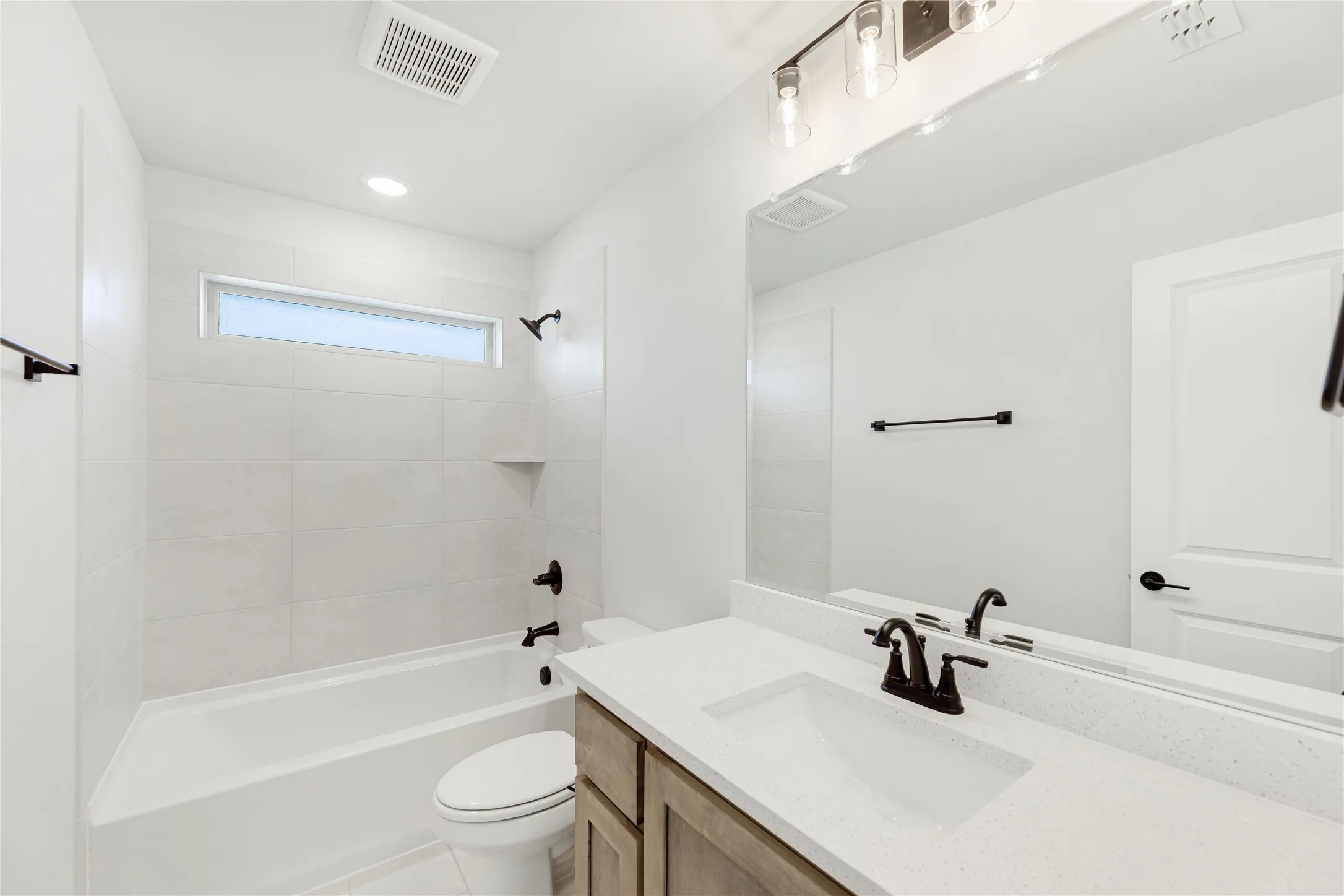 Single Family Residence For Sale in Ellis County , 549 Red Maple Road, Waxahachie, Texas 75165, 4 Bedroom, 4 Bathroom, 2 Garage spaces, 2,849 Sqft, built in 2026, mls#21309720, Real Estate Agent in Waxahachie, Homes For Sale in Ellis county, Homes For Sale in Waxahachie, Realtor in Waxahachie Texas, Real Estate Brokerage Independent Realty Texas, Luminita Cordes Realtor