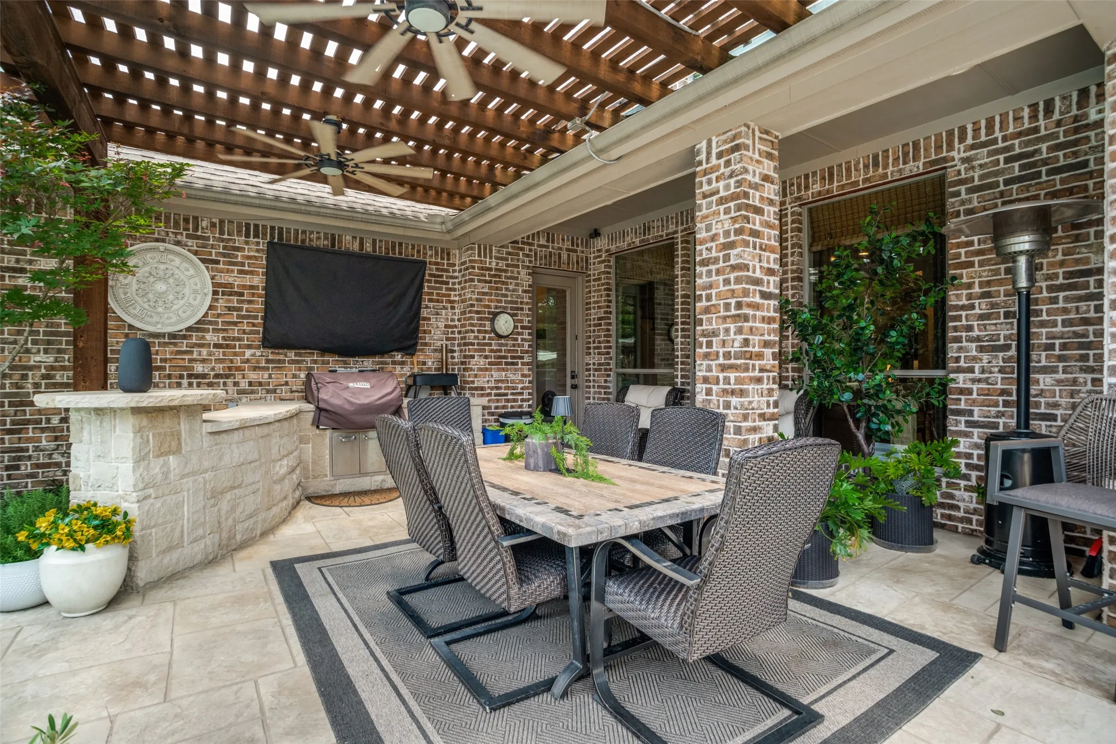 Large covered patio with built-in grill