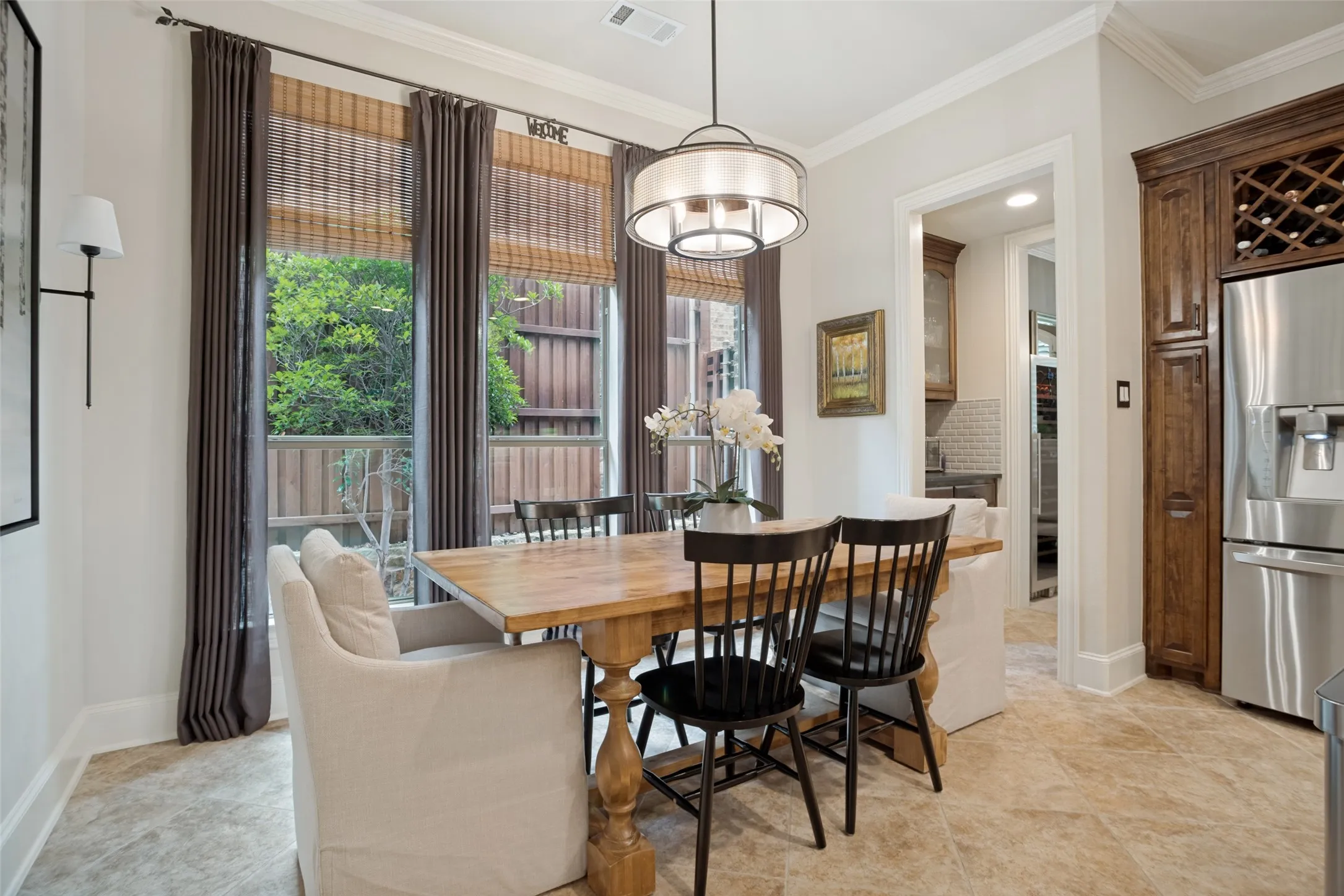 Second dining area in the kitchen