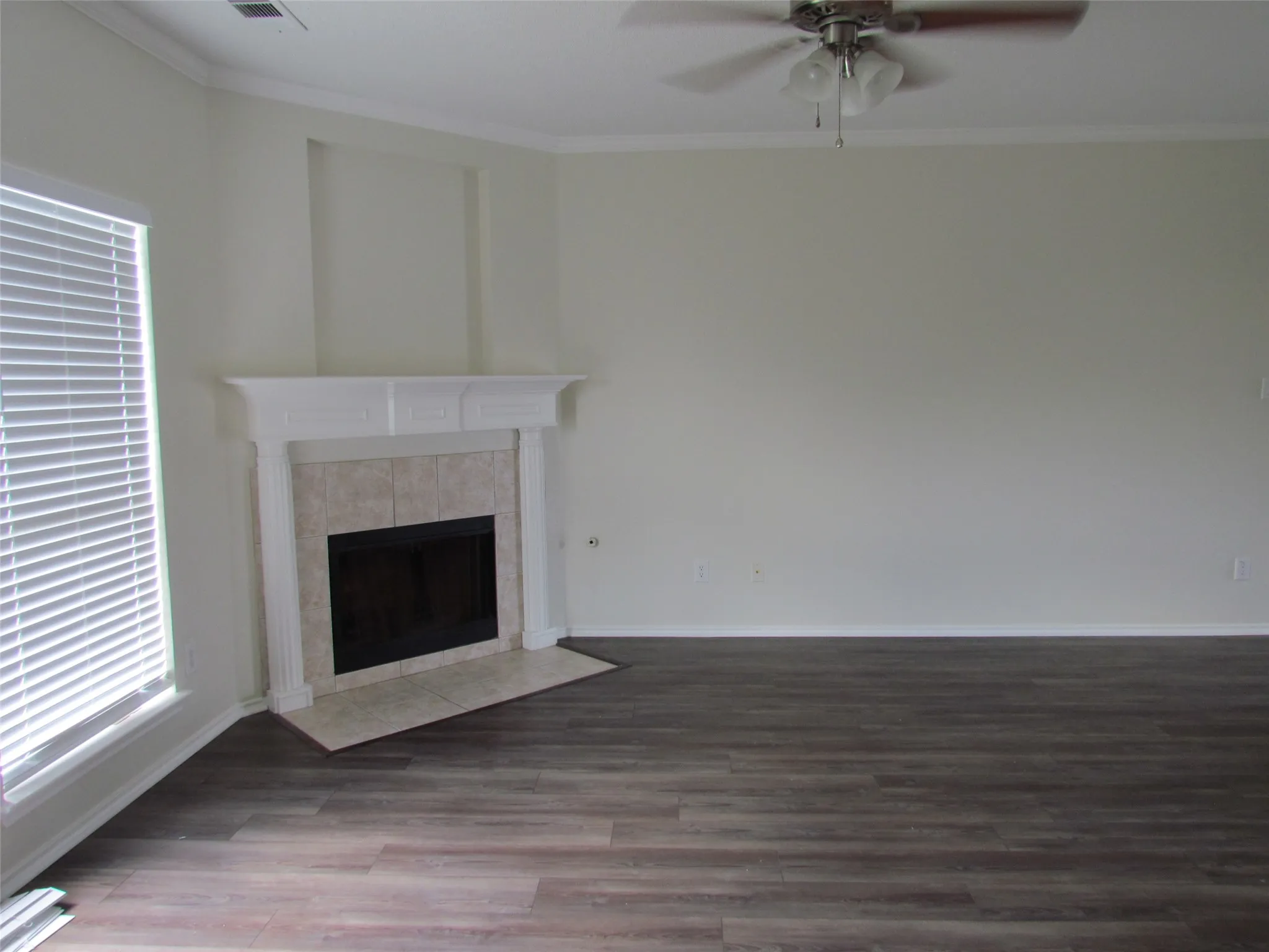 Single Family Residence For Rent in Rockwall County , 138 Blanchard Drive, Rockwall, Texas 75032, 4 Bedroom, 3 Bathroom, 2 Garage spaces, 3,063 Sqft, built in 2001, mls#21309734, Real Estate Agent in Rockwall, Homes For Rent in Rockwall county, Homes For Rent in Rockwall, Realtor in Rockwall Texas, Real Estate Brokerage Independent Realty Texas, Luminita Cordes Realtor
