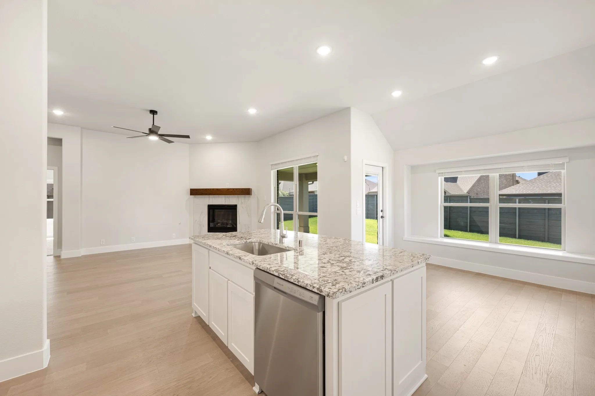 Single Family Residence For Sale in Denton County , 800 Twisted Leaf Lane, Little Elm, Texas 76227, 5 Bedroom, 4 Bathroom, 2 Garage spaces, 3,280 Sqft, built in 2026, mls#21309743, Real Estate Agent in Little Elm, Homes For Sale in Denton county, Homes For Sale in Little Elm, Realtor in Little Elm Texas, Real Estate Brokerage Independent Realty Texas, Luminita Cordes Realtor
