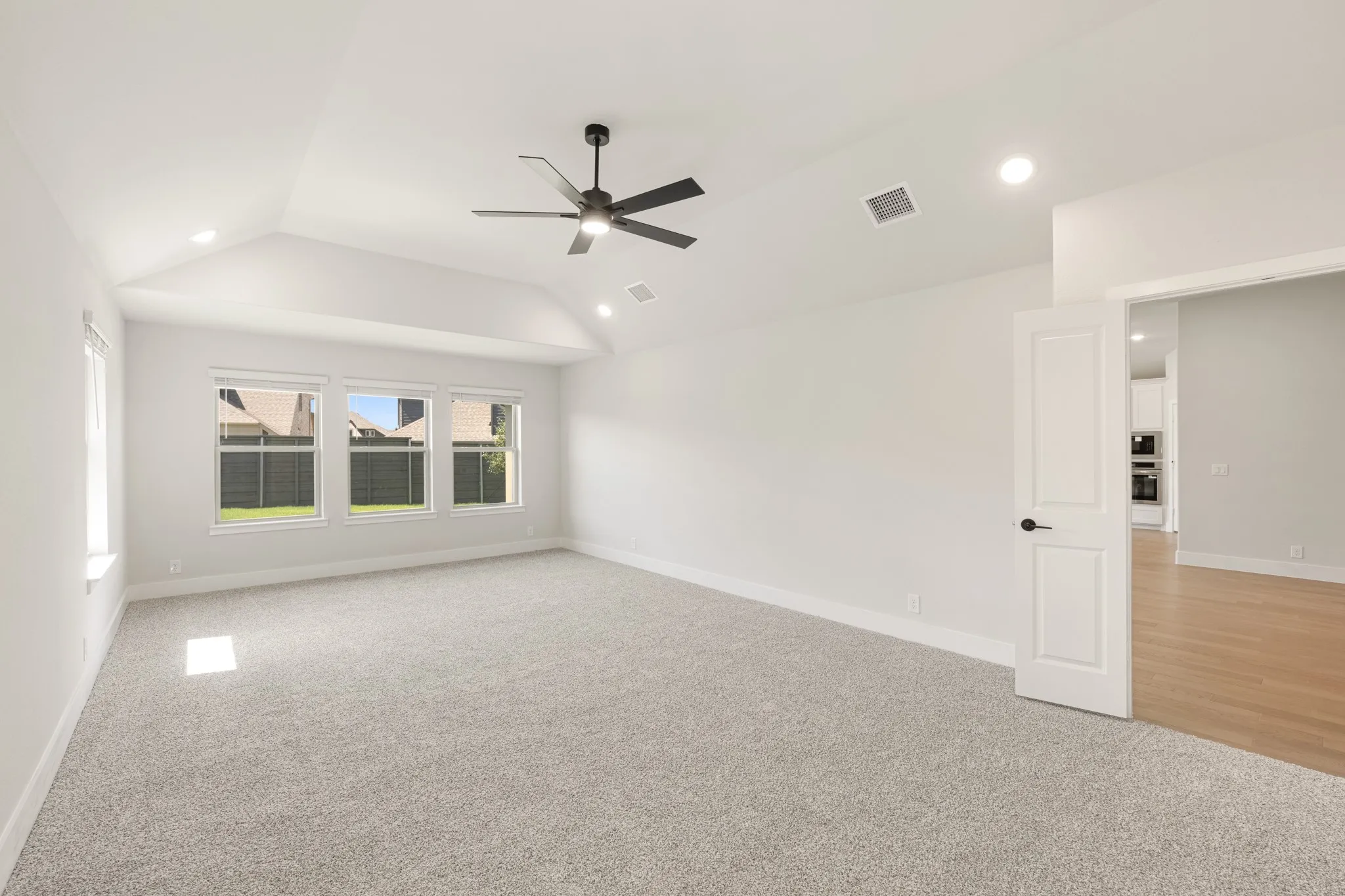 Single Family Residence For Sale in Denton County , 800 Twisted Leaf Lane, Little Elm, Texas 76227, 5 Bedroom, 4 Bathroom, 2 Garage spaces, 3,280 Sqft, built in 2026, mls#21309743, Real Estate Agent in Little Elm, Homes For Sale in Denton county, Homes For Sale in Little Elm, Realtor in Little Elm Texas, Real Estate Brokerage Independent Realty Texas, Luminita Cordes Realtor