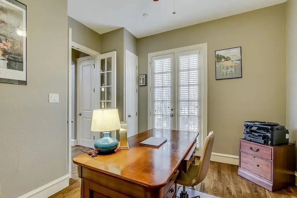 Single Family Residence For Rent in Dallas County , 4929 Homer Street, Dallas, Texas 75206, 3 Bedroom, 3 Bathroom, 2 Garage spaces, 2,541 Sqft, built in 2006, mls#21308942, Real Estate Agent in Dallas, Homes For Rent in Dallas county, Homes For Rent in Dallas, Realtor in Dallas Texas, Real Estate Brokerage Independent Realty Texas, Luminita Cordes Realtor