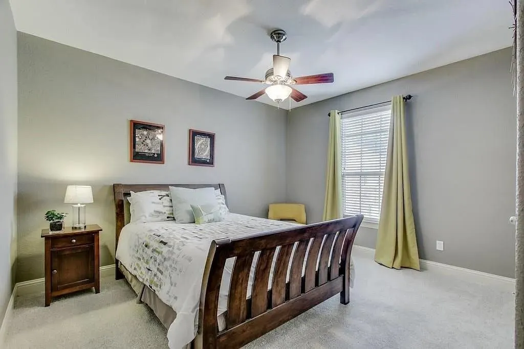Single Family Residence For Rent in Dallas County , 4929 Homer Street, Dallas, Texas 75206, 3 Bedroom, 3 Bathroom, 2 Garage spaces, 2,541 Sqft, built in 2006, mls#21308942, Real Estate Agent in Dallas, Homes For Rent in Dallas county, Homes For Rent in Dallas, Realtor in Dallas Texas, Real Estate Brokerage Independent Realty Texas, Luminita Cordes Realtor