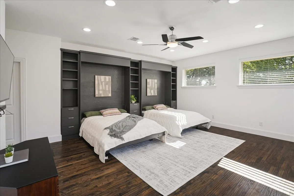 Single Family Residence For Sale in Tarrant County , 516 Cascade Springs Drive, Southlake, Texas 76092, 5 Bedroom, 6 Bathroom, 3 Garage spaces, 4,943 Sqft, built in 2015, mls#21300826, Real Estate Agent in Southlake, Homes For Sale in Tarrant county, Homes For Sale in Southlake, Realtor in Southlake Texas, Real Estate Brokerage Independent Realty Texas, Luminita Cordes Realtor