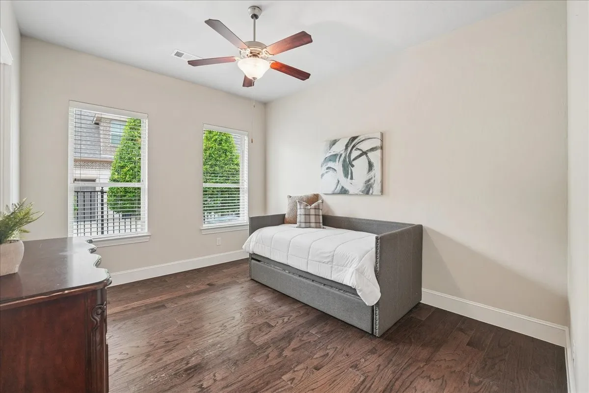 Single Family Residence For Sale in Tarrant County , 516 Cascade Springs Drive, Southlake, Texas 76092, 5 Bedroom, 6 Bathroom, 3 Garage spaces, 4,943 Sqft, built in 2015, mls#21300826, Real Estate Agent in Southlake, Homes For Sale in Tarrant county, Homes For Sale in Southlake, Realtor in Southlake Texas, Real Estate Brokerage Independent Realty Texas, Luminita Cordes Realtor