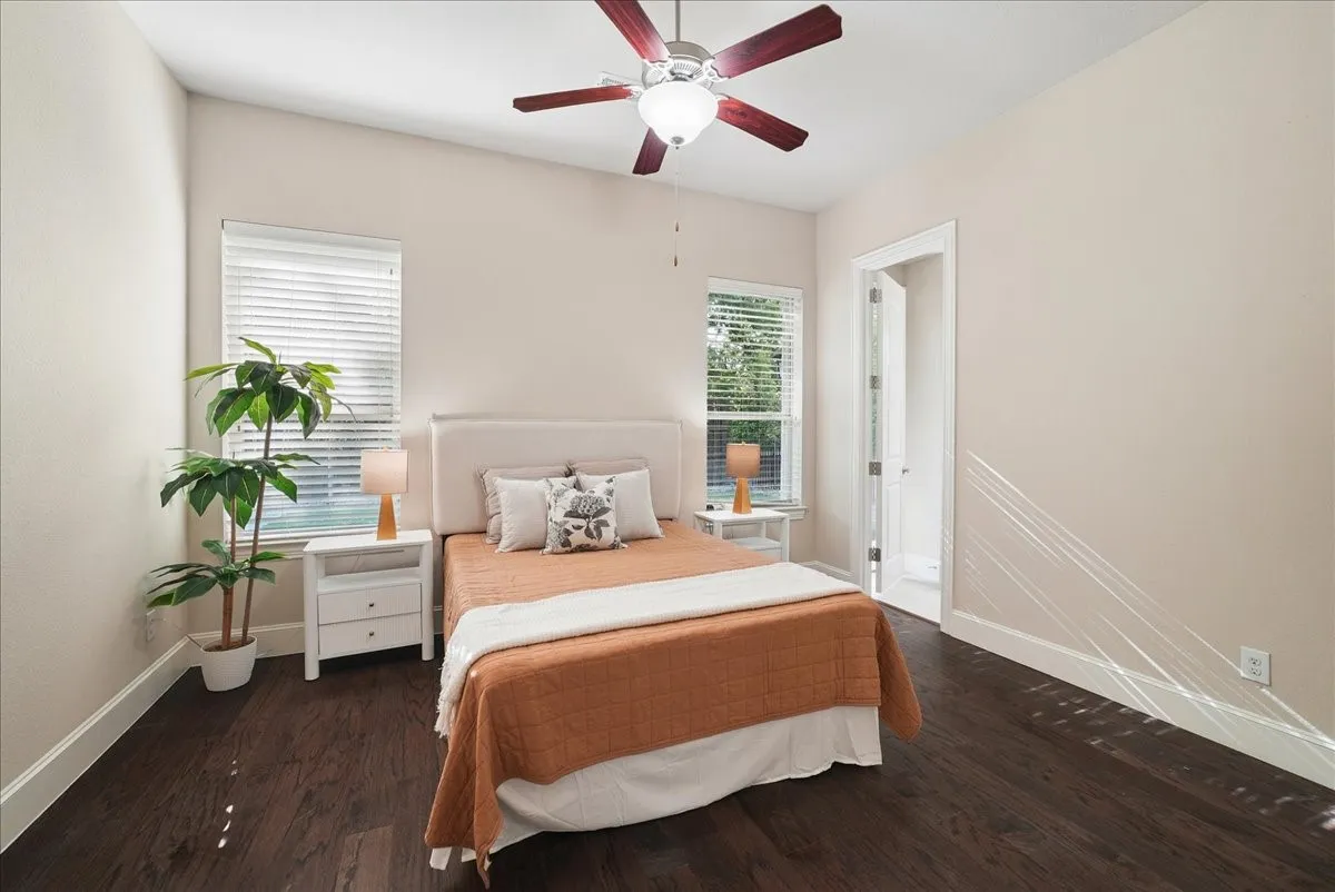 Single Family Residence For Sale in Tarrant County , 516 Cascade Springs Drive, Southlake, Texas 76092, 5 Bedroom, 6 Bathroom, 3 Garage spaces, 4,943 Sqft, built in 2015, mls#21300826, Real Estate Agent in Southlake, Homes For Sale in Tarrant county, Homes For Sale in Southlake, Realtor in Southlake Texas, Real Estate Brokerage Independent Realty Texas, Luminita Cordes Realtor
