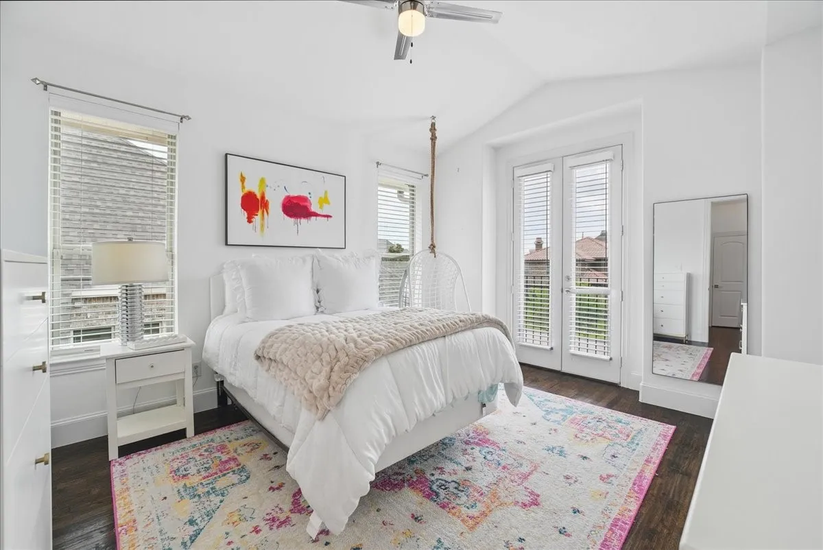 Single Family Residence For Sale in Tarrant County , 516 Cascade Springs Drive, Southlake, Texas 76092, 5 Bedroom, 6 Bathroom, 3 Garage spaces, 4,943 Sqft, built in 2015, mls#21300826, Real Estate Agent in Southlake, Homes For Sale in Tarrant county, Homes For Sale in Southlake, Realtor in Southlake Texas, Real Estate Brokerage Independent Realty Texas, Luminita Cordes Realtor