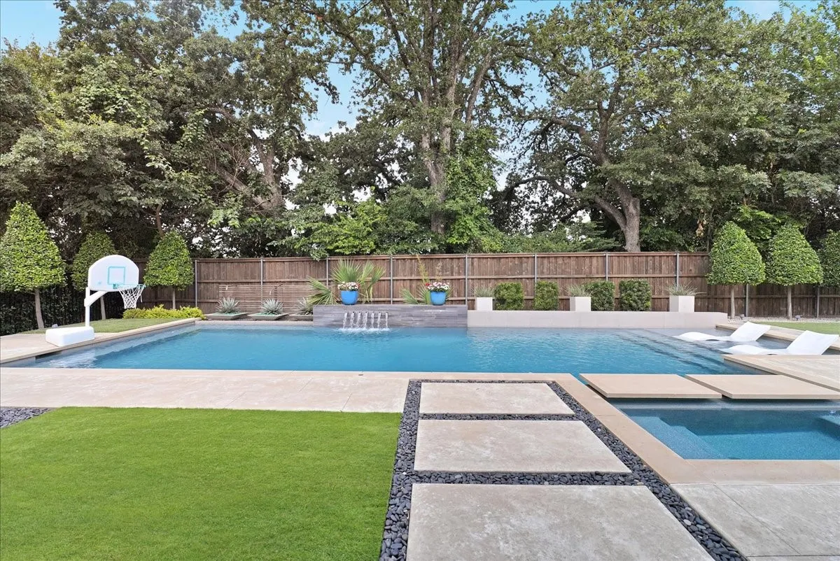 Single Family Residence For Sale in Tarrant County , 516 Cascade Springs Drive, Southlake, Texas 76092, 5 Bedroom, 6 Bathroom, 3 Garage spaces, 4,943 Sqft, built in 2015, mls#21300826, Real Estate Agent in Southlake, Homes For Sale in Tarrant county, Homes For Sale in Southlake, Realtor in Southlake Texas, Real Estate Brokerage Independent Realty Texas, Luminita Cordes Realtor
