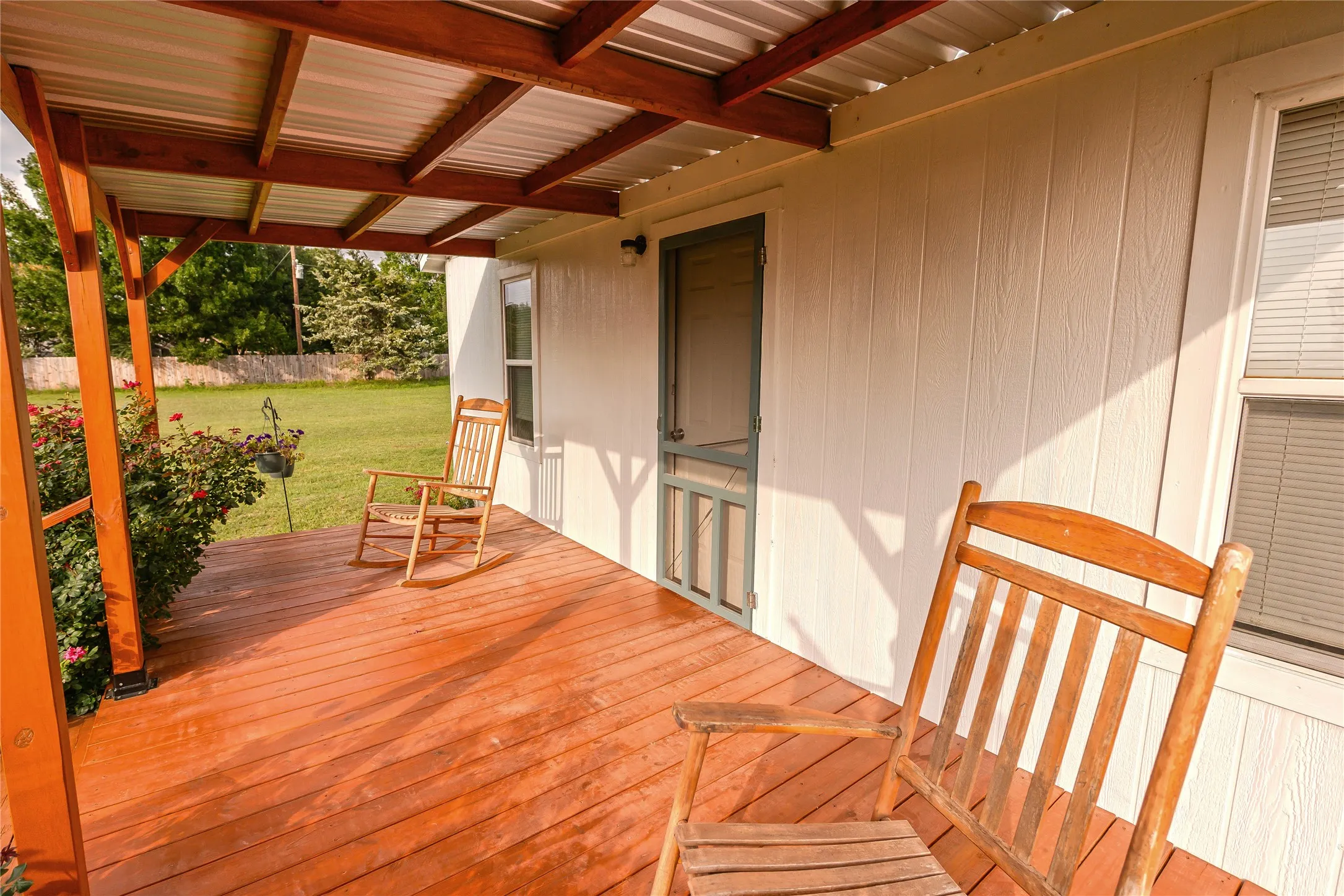 Mobile Home For Sale in Montague County , 1306 Winn Road, Bowie, Texas 76230, 3 Bedroom, 1 Bathroom, Garage spaces, 1,064 Sqft, built in 0, Price $359,000, mls#21309044, Real Estate Agent in Bowie, Homes For Sale in Montague county, Homes For Sale in Bowie, Realtor in Bowie Texas, Real Estate Brokerage Independent Realty Texas, Luminita Cordes Realtor