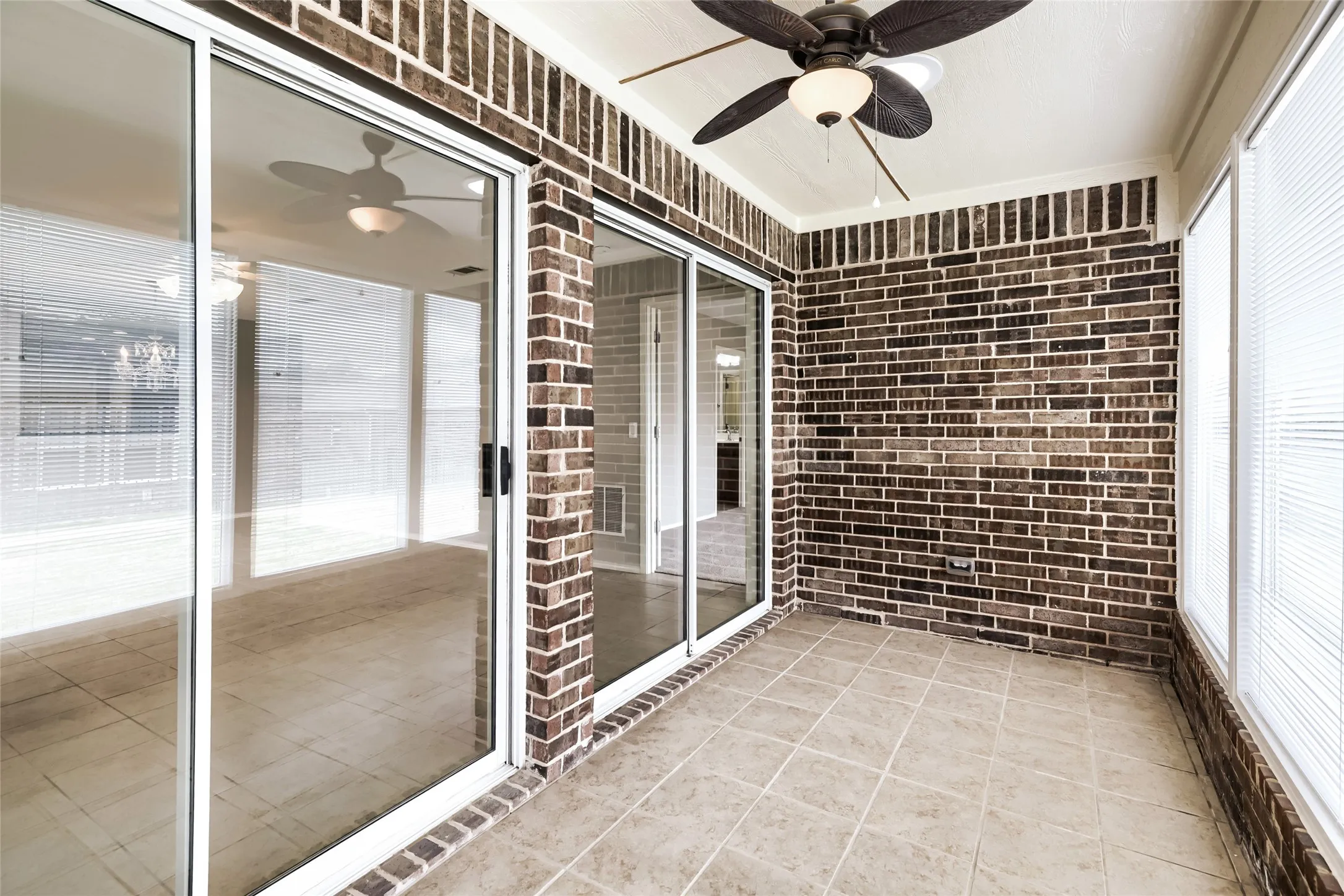 Single Family Residence For Sale in Denton County , 7918 Tatum Drive, Frisco, Texas 75036, 2 Bedroom, 2 Bathroom, Garage spaces, 1,307 Sqft, built in 2010, mls#21257653, Real Estate Agent in Frisco, Homes For Sale in Denton county, Homes For Sale in Frisco, Realtor in Frisco Texas, Real Estate Brokerage Independent Realty Texas, Luminita Cordes Realtor