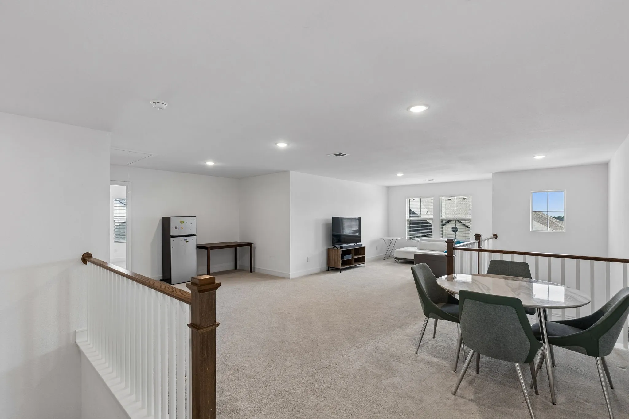 Single Family Residence For Sale in Collin County , 818 Emerald Heights, Lavon, Texas 75166, 4 Bedroom, 4 Bathroom, 3 Garage spaces, 3,630 Sqft, built in 2023, mls#21303824, Real Estate Agent in Lavon, Homes For Sale in Collin county, Homes For Sale in Lavon, Realtor in Lavon Texas, Real Estate Brokerage Independent Realty Texas, Luminita Cordes Realtor