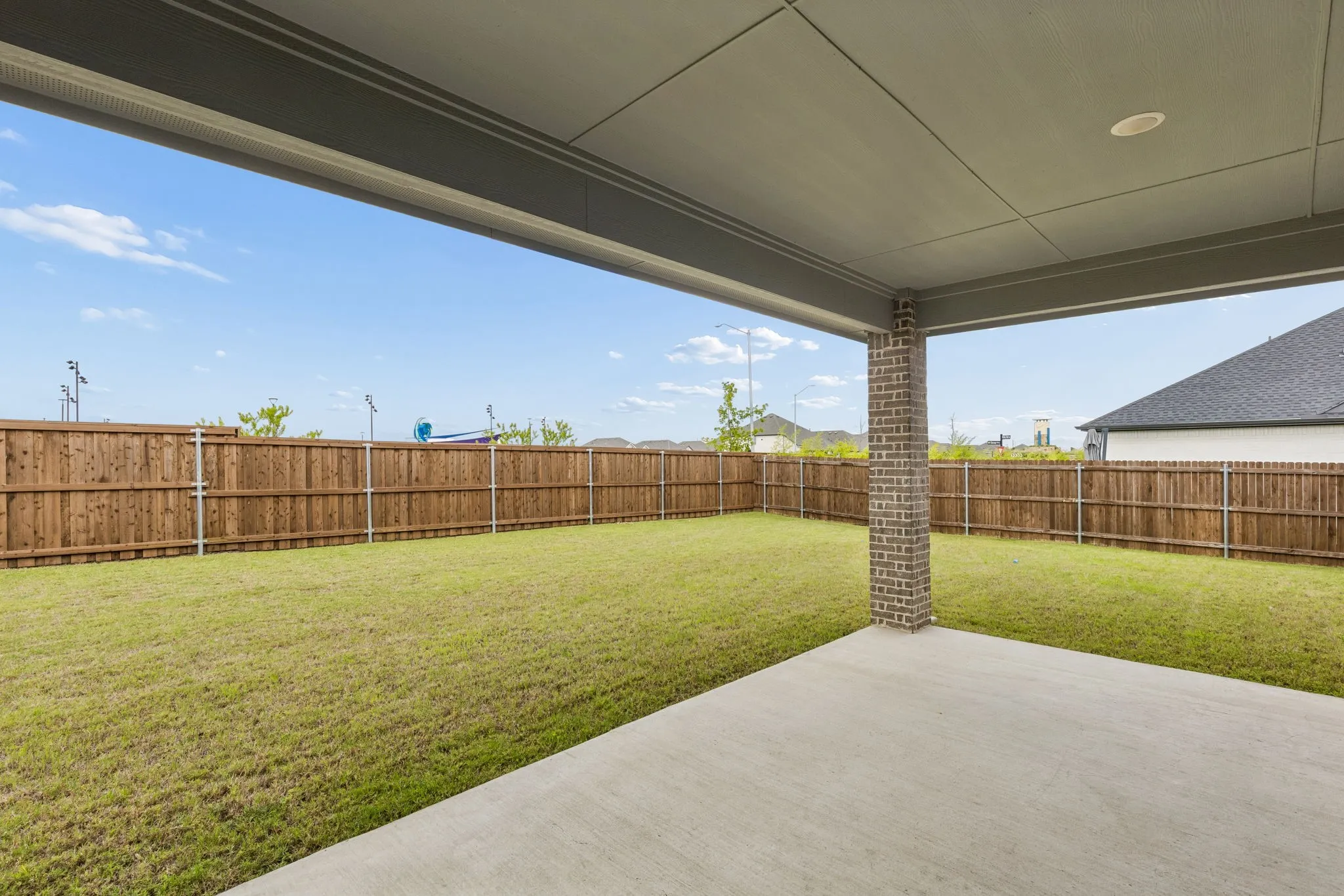 Single Family Residence For Sale in Collin County , 818 Emerald Heights, Lavon, Texas 75166, 4 Bedroom, 4 Bathroom, 3 Garage spaces, 3,630 Sqft, built in 2023, mls#21303824, Real Estate Agent in Lavon, Homes For Sale in Collin county, Homes For Sale in Lavon, Realtor in Lavon Texas, Real Estate Brokerage Independent Realty Texas, Luminita Cordes Realtor