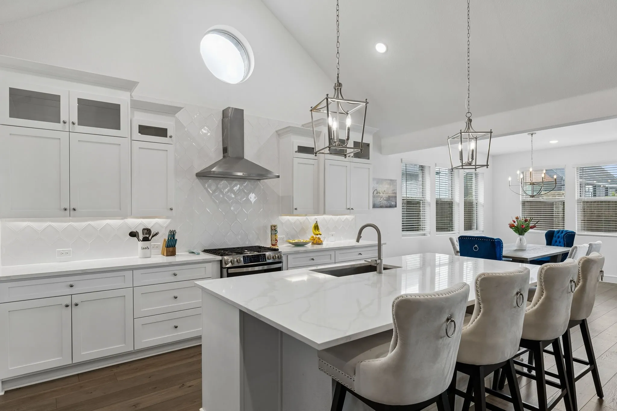 Single Family Residence For Sale in Collin County , 818 Emerald Heights, Lavon, Texas 75166, 4 Bedroom, 4 Bathroom, 3 Garage spaces, 3,630 Sqft, built in 2023, mls#21303824, Real Estate Agent in Lavon, Homes For Sale in Collin county, Homes For Sale in Lavon, Realtor in Lavon Texas, Real Estate Brokerage Independent Realty Texas, Luminita Cordes Realtor