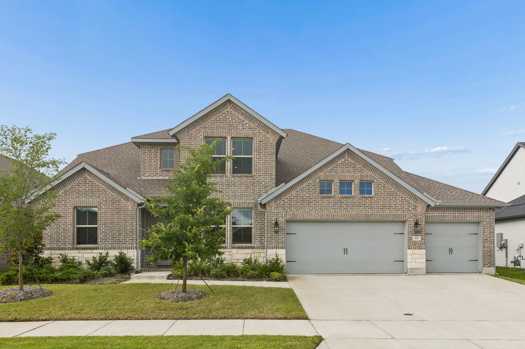 Single Family Residence For Sale in Collin County , 818 Emerald Heights, Lavon, Texas 75166, 4 Bedroom, 4 Bathroom, 3 Garage spaces, 3,630 Sqft, built in 2023, mls#21303824, Real Estate Agent in Lavon, Homes For Sale in Collin county, Homes For Sale in Lavon, Realtor in Lavon Texas, Real Estate Brokerage Independent Realty Texas, Luminita Cordes Realtor