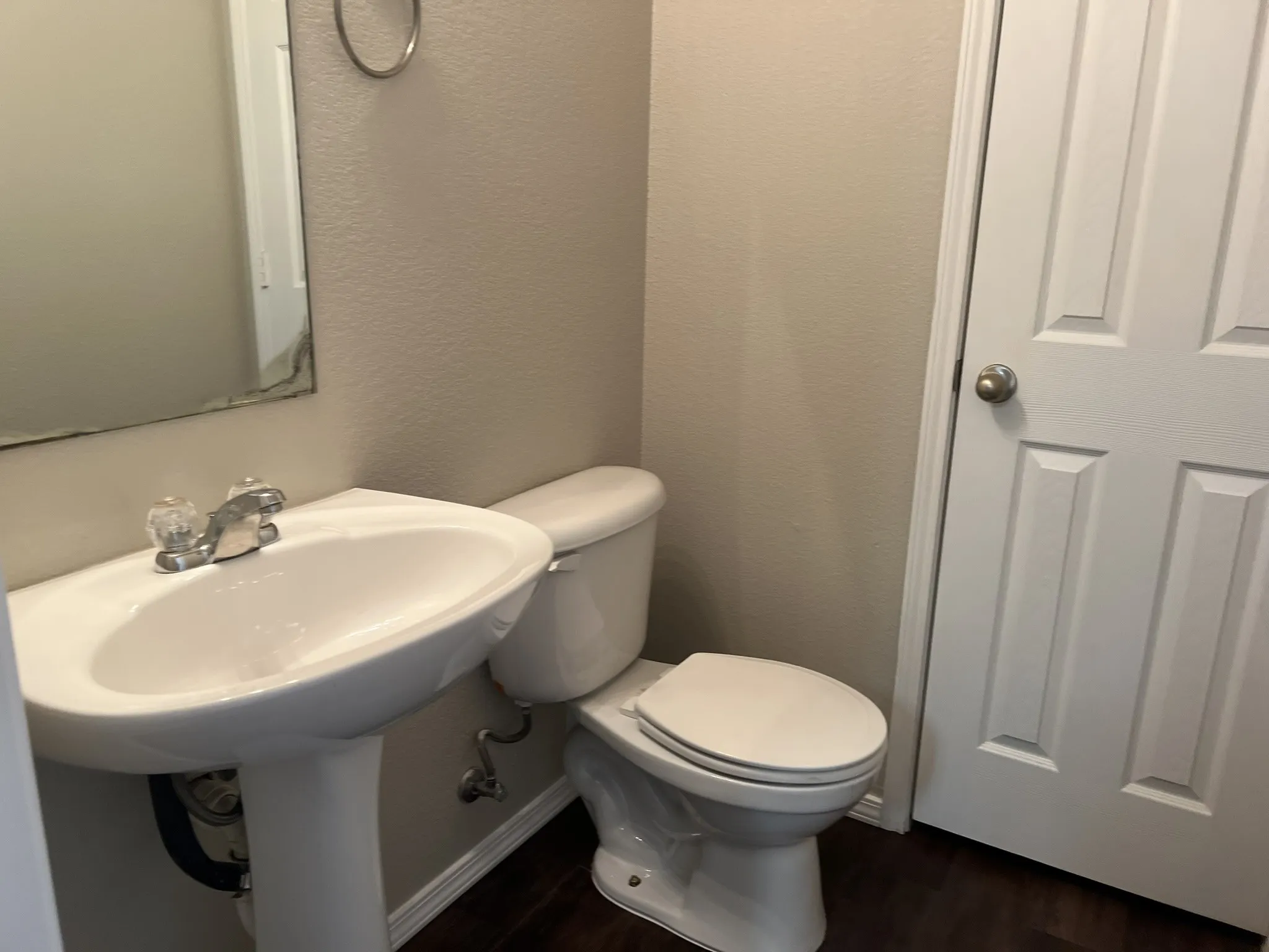 Single Family Residence For Rent in Tarrant County , 1717 Grassy View Drive, Fort Worth, Texas 76177, 5 Bedroom, 3 Bathroom, 2 Garage spaces, 2,960 Sqft, built in 2006, mls#21309772, Real Estate Agent in Fort Worth, Homes For Rent in Tarrant county, Homes For Rent in Fort Worth, Realtor in Fort Worth Texas, Real Estate Brokerage Independent Realty Texas, Luminita Cordes Realtor