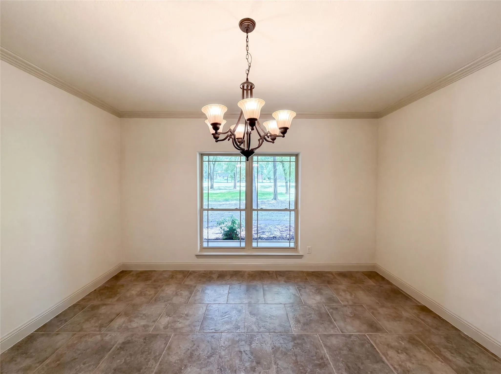 Single Family Residence For Sale in Parker County , 121 Rey Del Mar Circle, Weatherford, Texas 76085, 3 Bedroom, 2 Bathroom, 2 Garage spaces, 2,776 Sqft, built in 2007, mls#21293141, Real Estate Agent in Weatherford, Homes For Sale in Parker county, Homes For Sale in Weatherford, Realtor in Weatherford Texas, Real Estate Brokerage Independent Realty Texas, Luminita Cordes Realtor