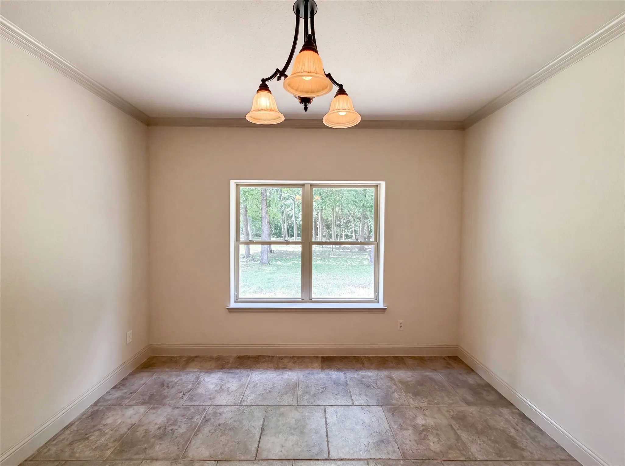 Single Family Residence For Sale in Parker County , 121 Rey Del Mar Circle, Weatherford, Texas 76085, 3 Bedroom, 2 Bathroom, 2 Garage spaces, 2,776 Sqft, built in 2007, mls#21293141, Real Estate Agent in Weatherford, Homes For Sale in Parker county, Homes For Sale in Weatherford, Realtor in Weatherford Texas, Real Estate Brokerage Independent Realty Texas, Luminita Cordes Realtor
