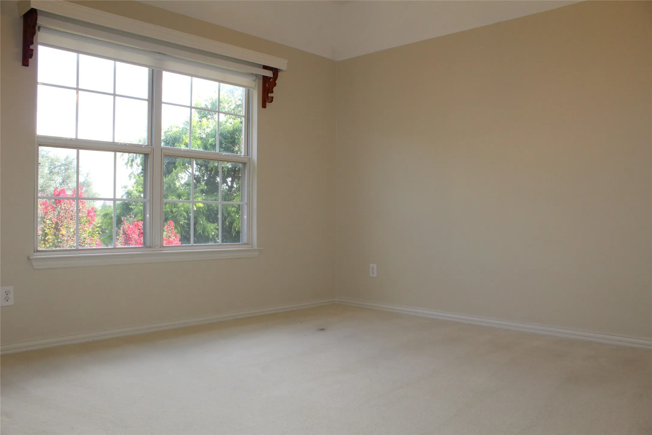 Single Family Residence For Rent in Collin County , 11000 Breezewood Drive, Frisco, Texas 75033, 5 Bedroom, 4 Bathroom, 3 Garage spaces, 3,433 Sqft, built in 2001, mls#21308285, Real Estate Agent in Frisco, Homes For Rent in Collin county, Homes For Rent in Frisco, Realtor in Frisco Texas, Real Estate Brokerage Independent Realty Texas, Luminita Cordes Realtor