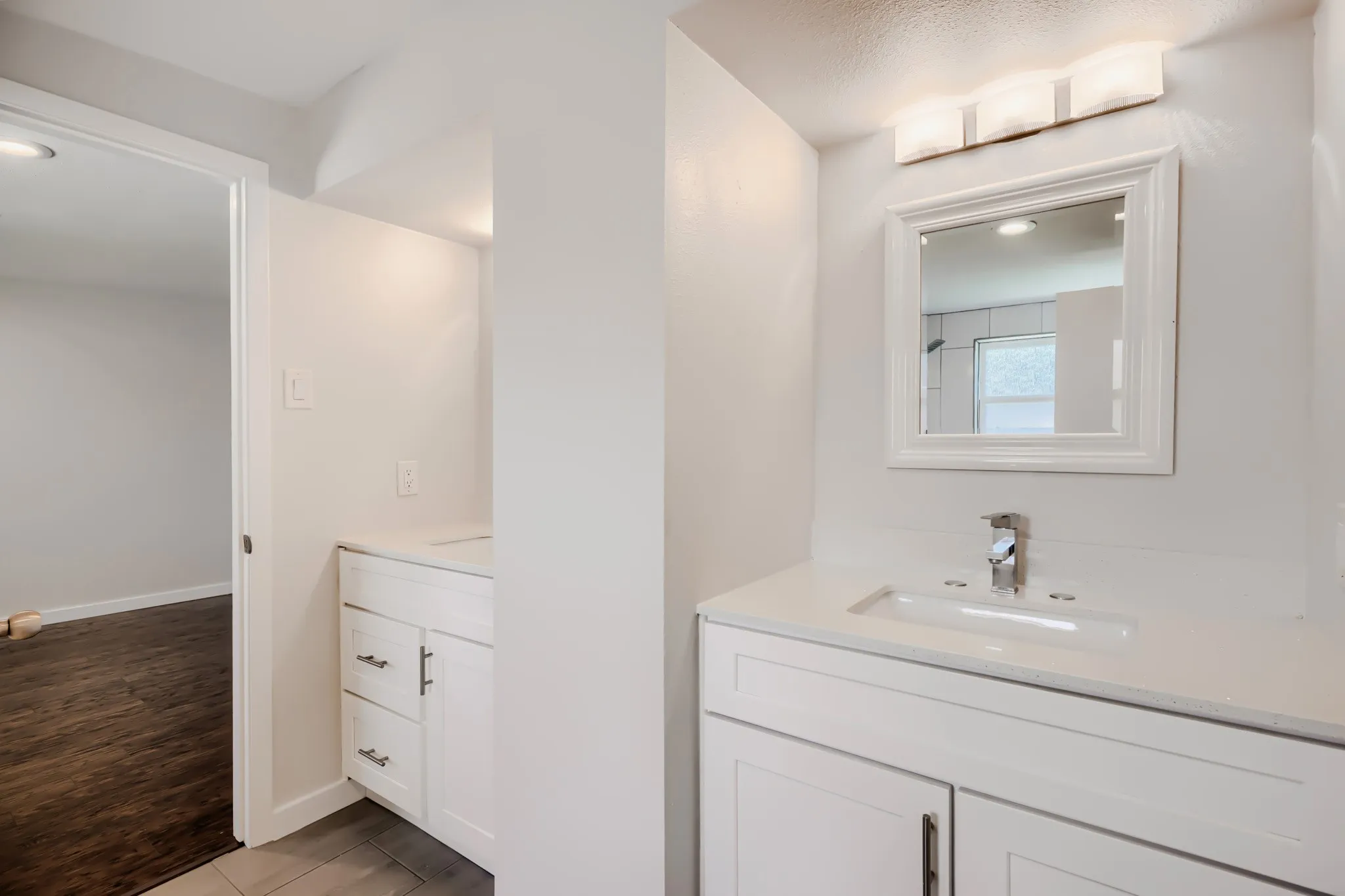 Single Family Residence For Sale in Dallas County , 3217 Friar Lane, Garland, Texas 75044, 4 Bedroom, 4 Bathroom, 2 Garage spaces, 2,012 Sqft, built in 1977, mls#21246862, Real Estate Agent in Garland, Homes For Sale in Dallas county, Homes For Sale in Garland, Realtor in Garland Texas, Real Estate Brokerage Independent Realty Texas, Luminita Cordes Realtor