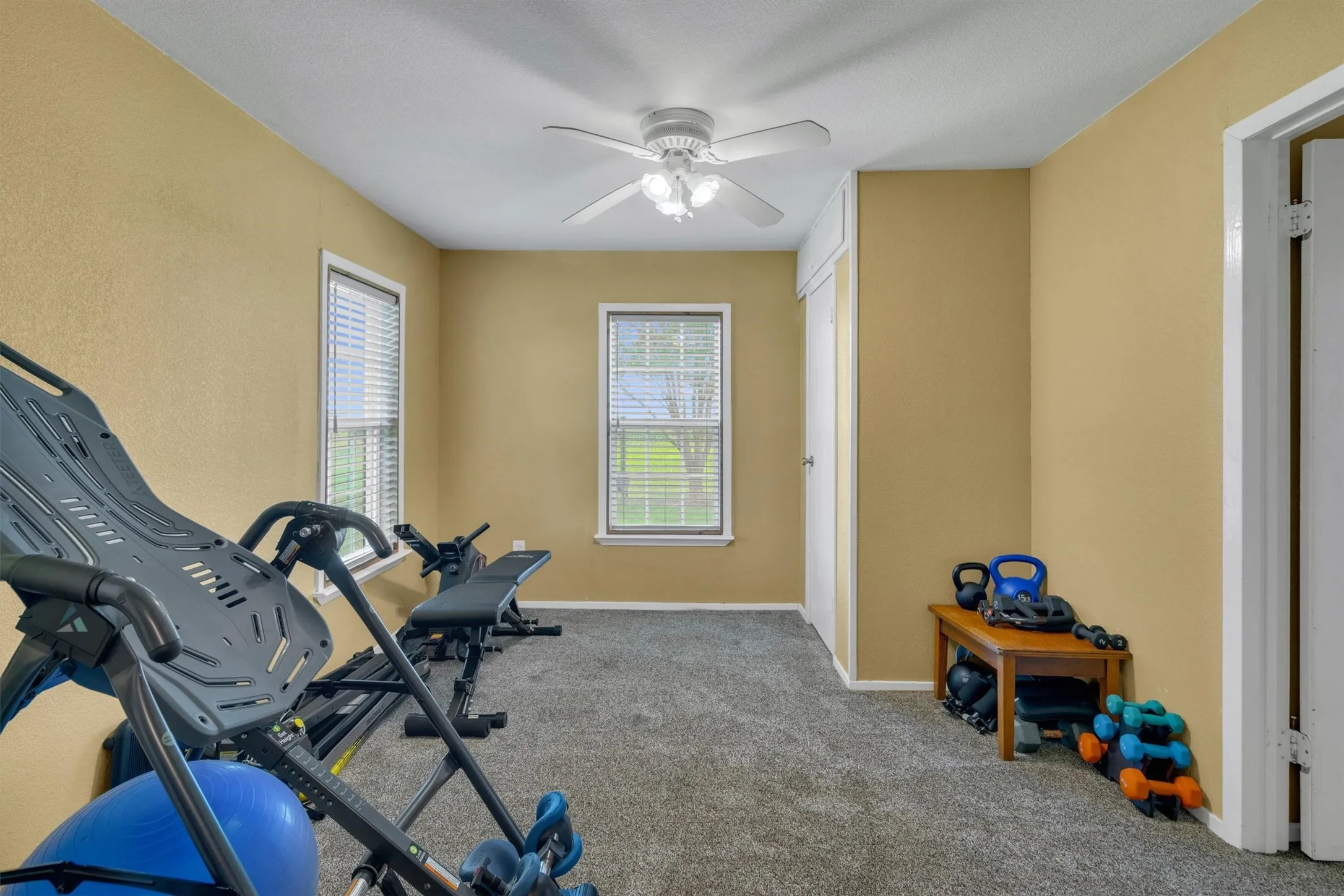 Single Family Residence For Sale in Hill County , 175 Hcr 3138 N, Bynum, Texas 76631, 3 Bedrooms, 2 Bathrooms, Garage spaces, 1,904 Sqft, built in 1990, Price $349,900, mls#21308705, Real Estate Agent in Bynum, Homes For Sale in Hill county, Homes For Sale in Bynum, Realtor in Bynum Texas, Real Estate Brokerage Independent Realty Texas, Luminita Cordes Realtor