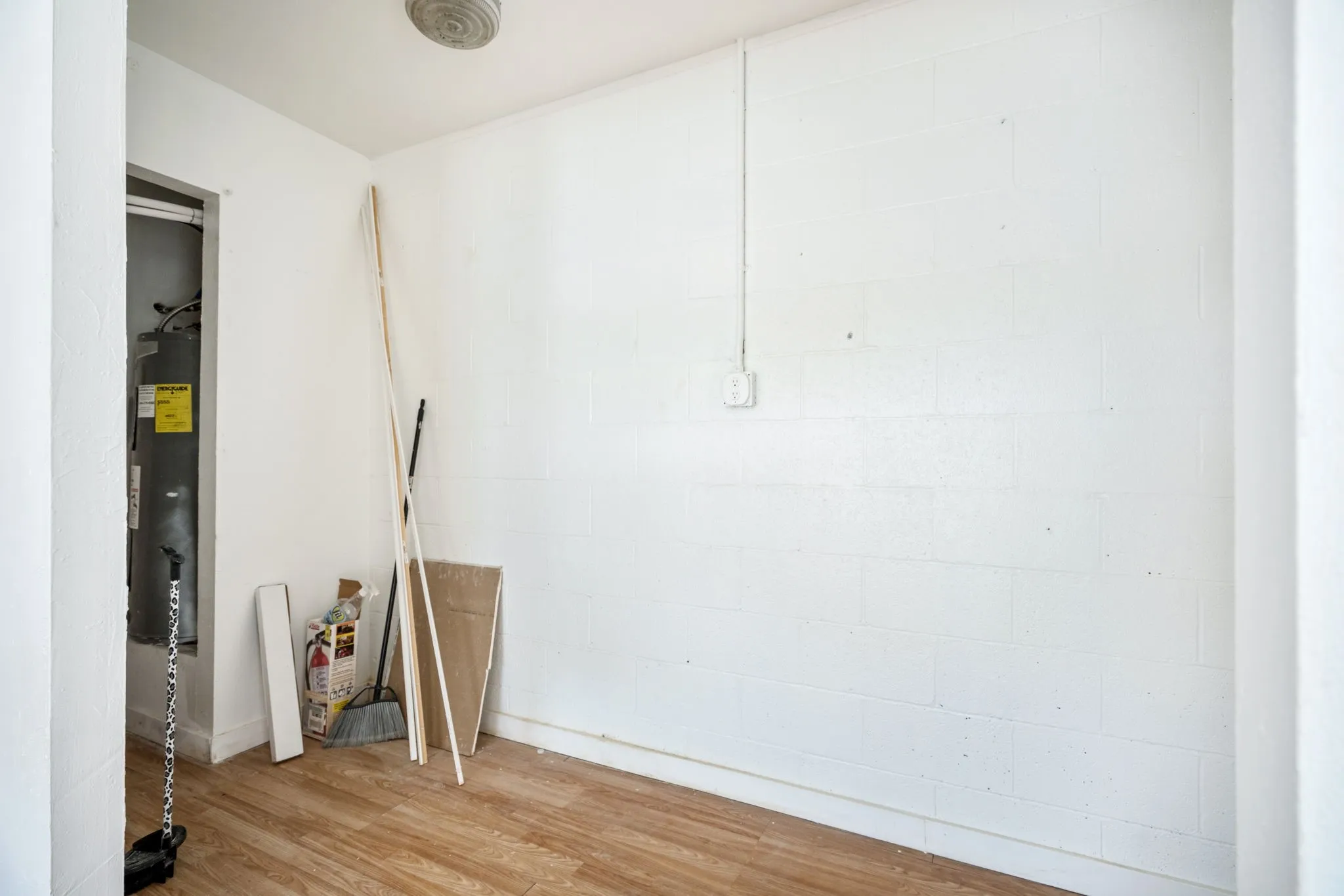 Retail For Rent in Dallas County , 314 N Hastings, Duncanville, Texas 75116, 0, 0, Garage spaces, 0 Sqft, built in 1950, mls#21309827, Real Estate Agent in Duncanville, Homes For Rent in Dallas county, Homes For Rent in Duncanville, Realtor in Duncanville Texas, Real Estate Brokerage Independent Realty Texas, Luminita Cordes Realtor