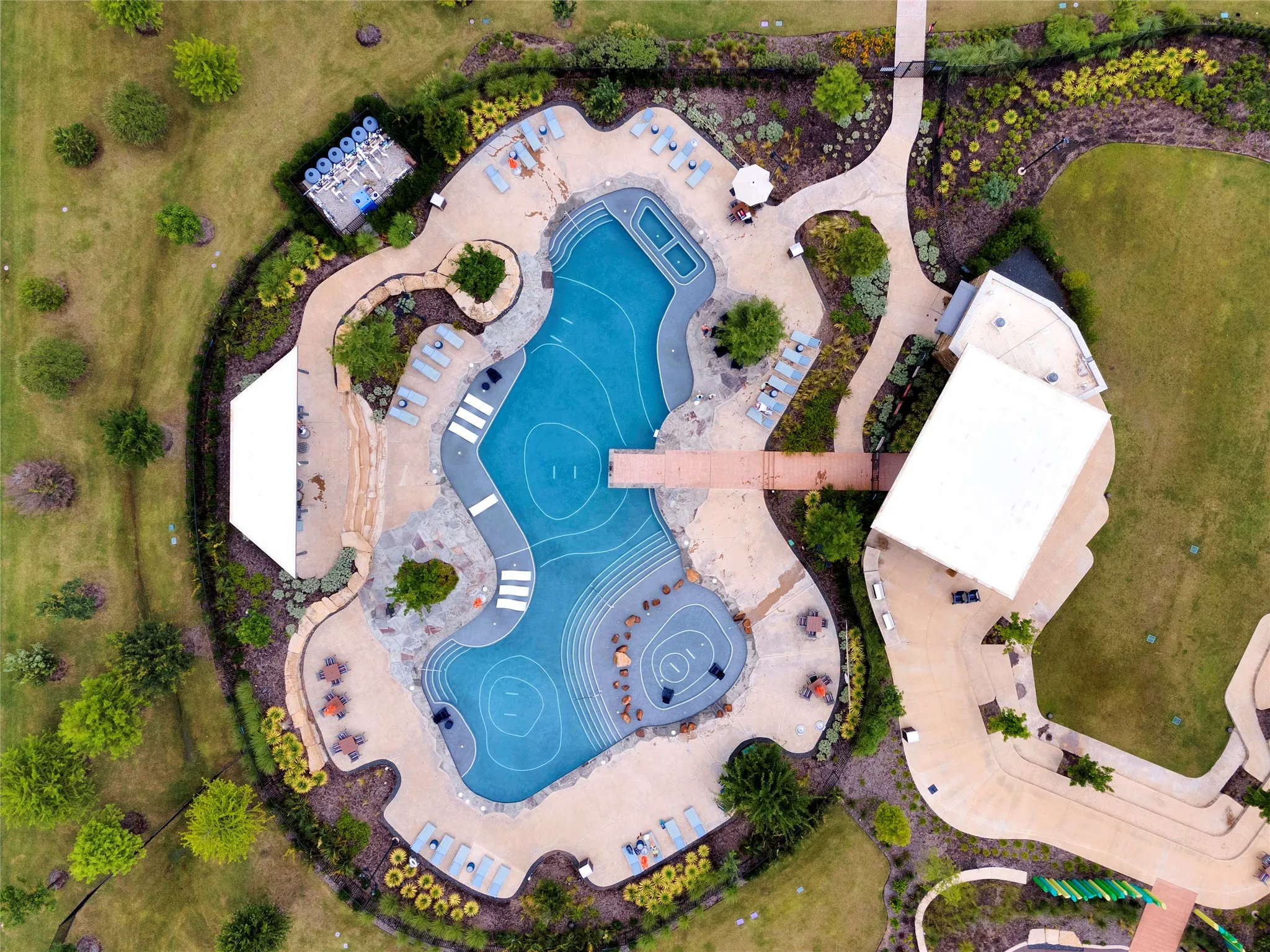 Single Family Residence For Sale in Collin County , 921 Hubbard Creek Trail, Mc Kinney, Texas 75071, 3 Bedroom, 3 Bathroom, 2 Garage spaces, 2,359 Sqft, built in 2019, mls#21308914, Real Estate Agent in Mc Kinney, Homes For Sale in Collin county, Homes For Sale in Mc Kinney, Realtor in Mc Kinney Texas, Real Estate Brokerage Independent Realty Texas, Luminita Cordes Realtor